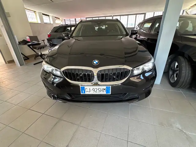 BMW 316 316d Touring mhev 48V Business Advantage auto