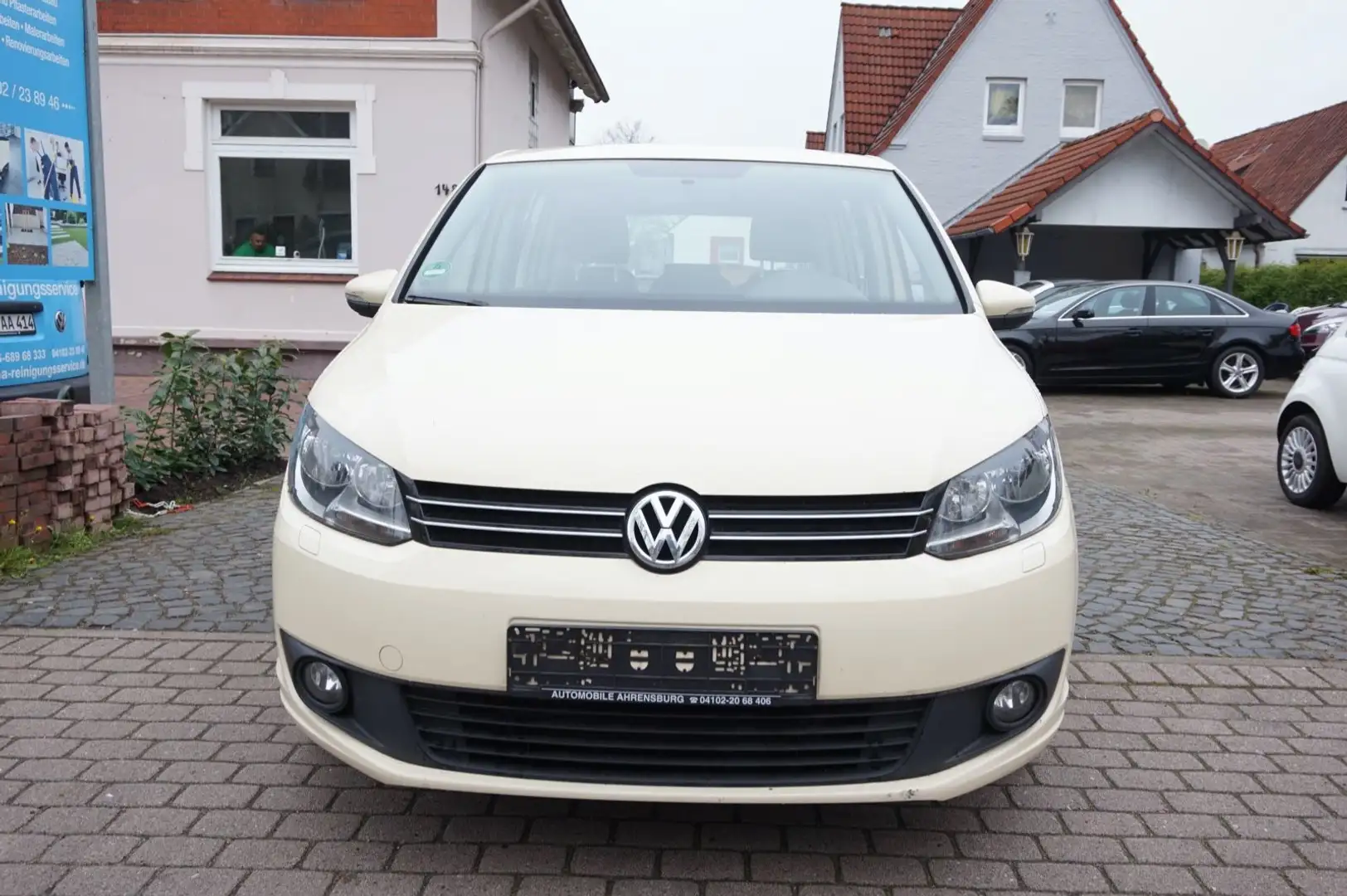 Volkswagen Touran *KLIMA*LEDER*ALLWETTERREIFEN*AUTOMATIK Gelb - 2