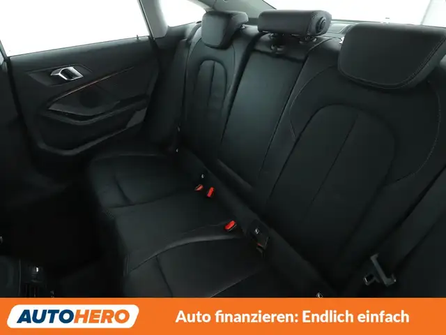 BMW 2 Series view 14