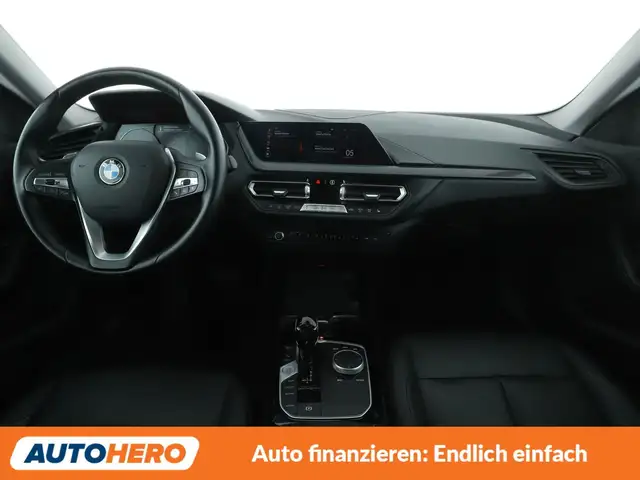 BMW 2 Series view 12