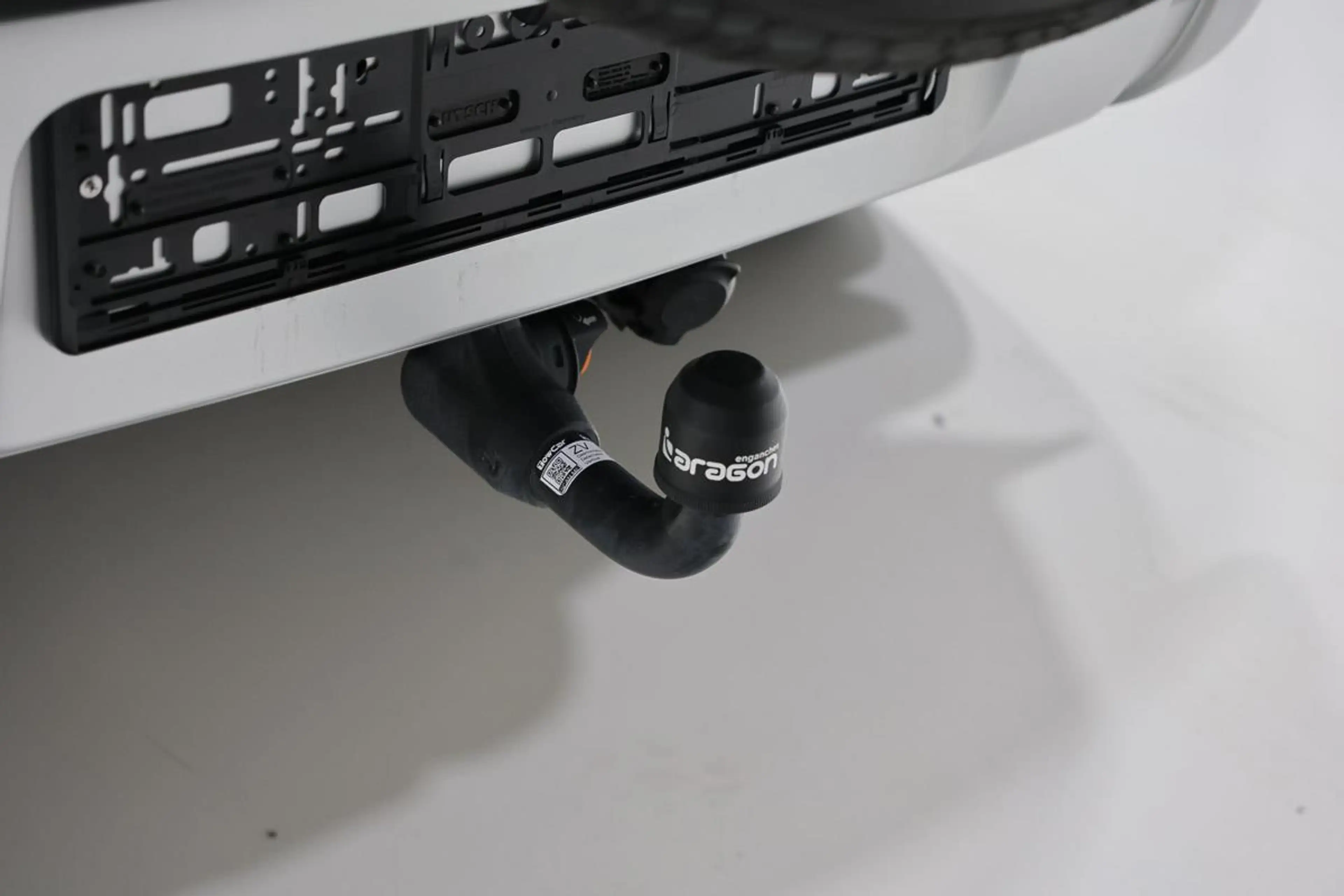 Land Rover Defender 90 D200 AWD S CUIR LED GPS CAM360 ATTELAGE JA19 — photo 5