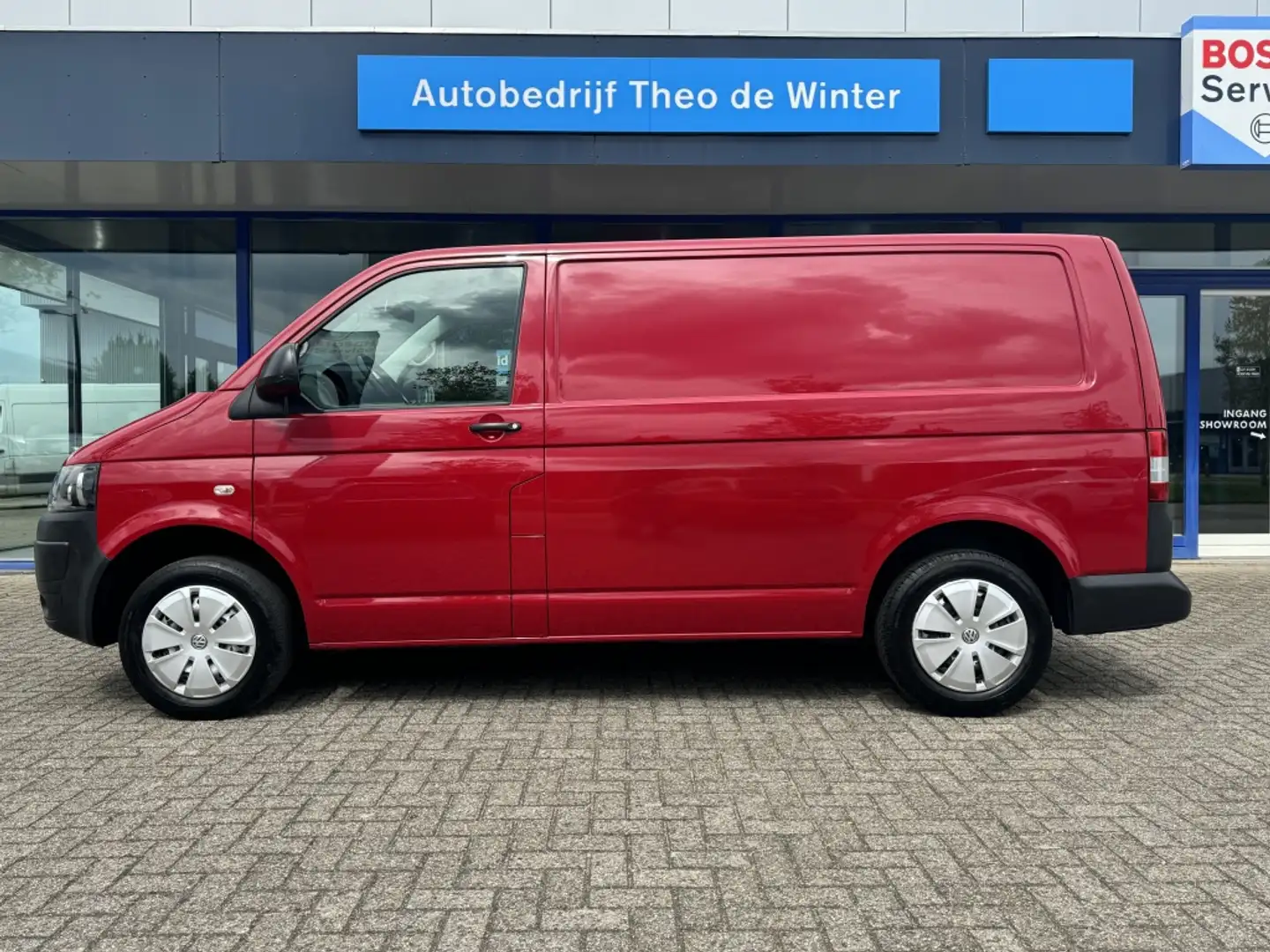 Volkswagen Transporter 2.0 TDI L1/H1 1E EIGENAAR, 140PK, Airco, Cruise, N Rouge - 2