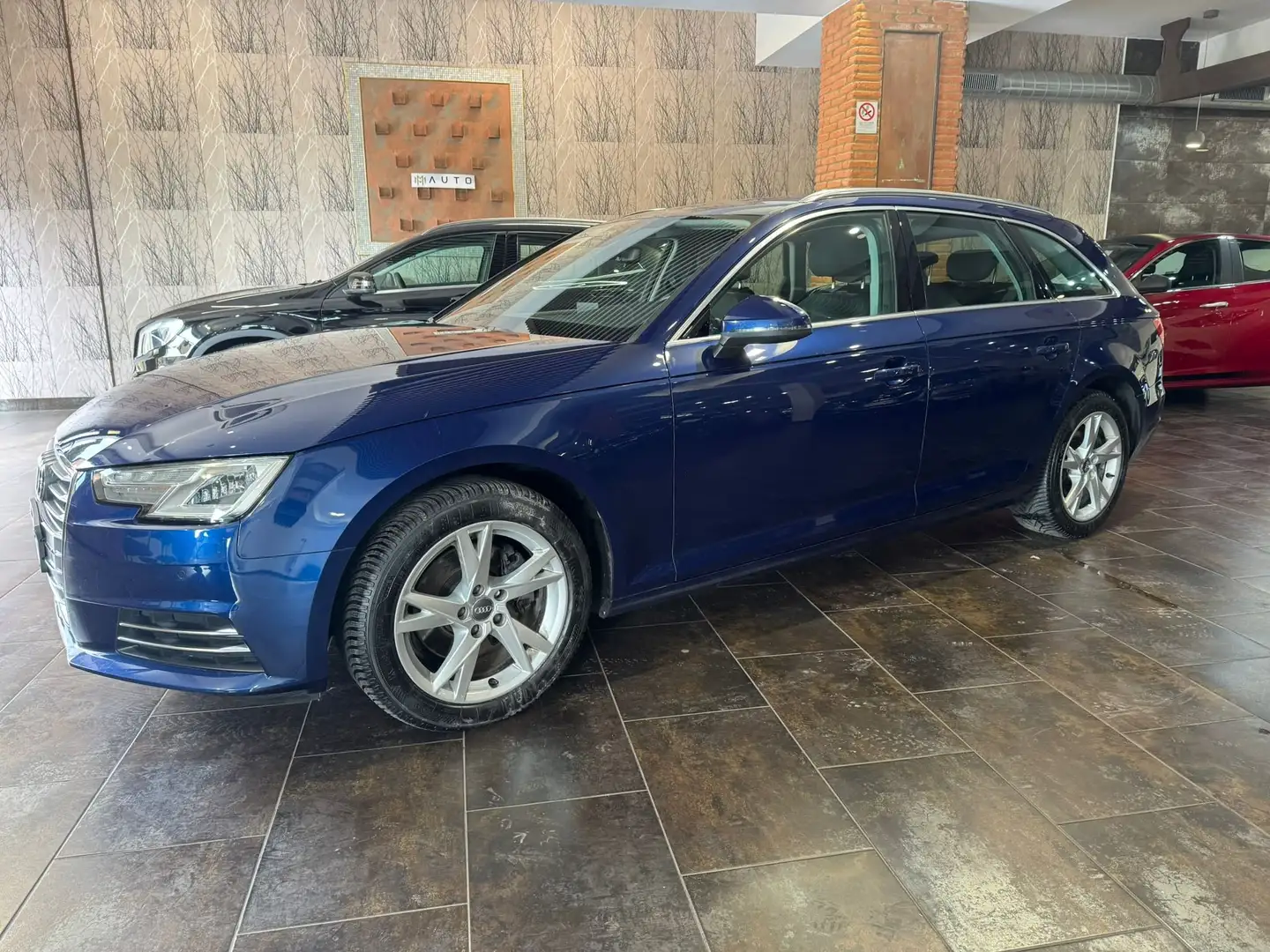 Audi A4 A4 Avant 35 2.0 tdi Business 150cv s-tronic my16 Blu/Azzurro - 1