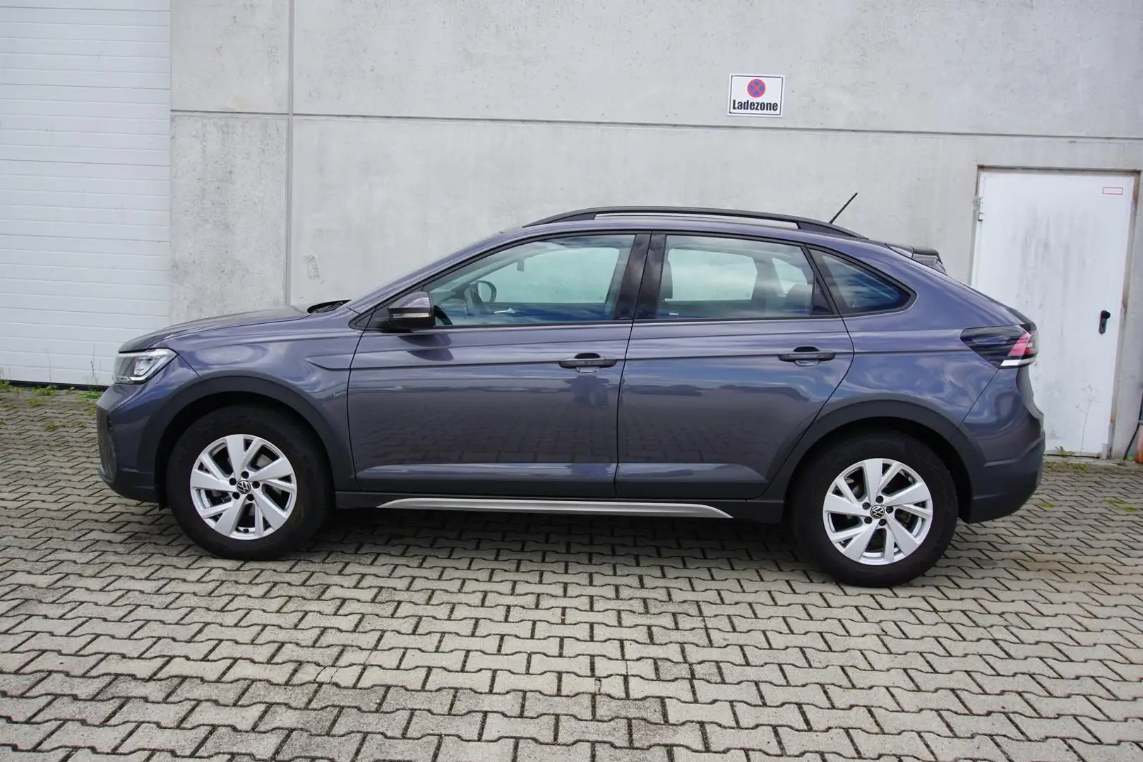 Volkswagen Taigo 1.0TSI Navi/MirrorLi PDC SHZ LED 1Hd* Grau - 2