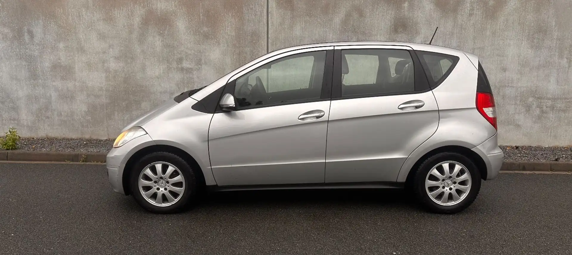 Mercedes-Benz A 160 A -Klasse A 160 CDI Silber - 2