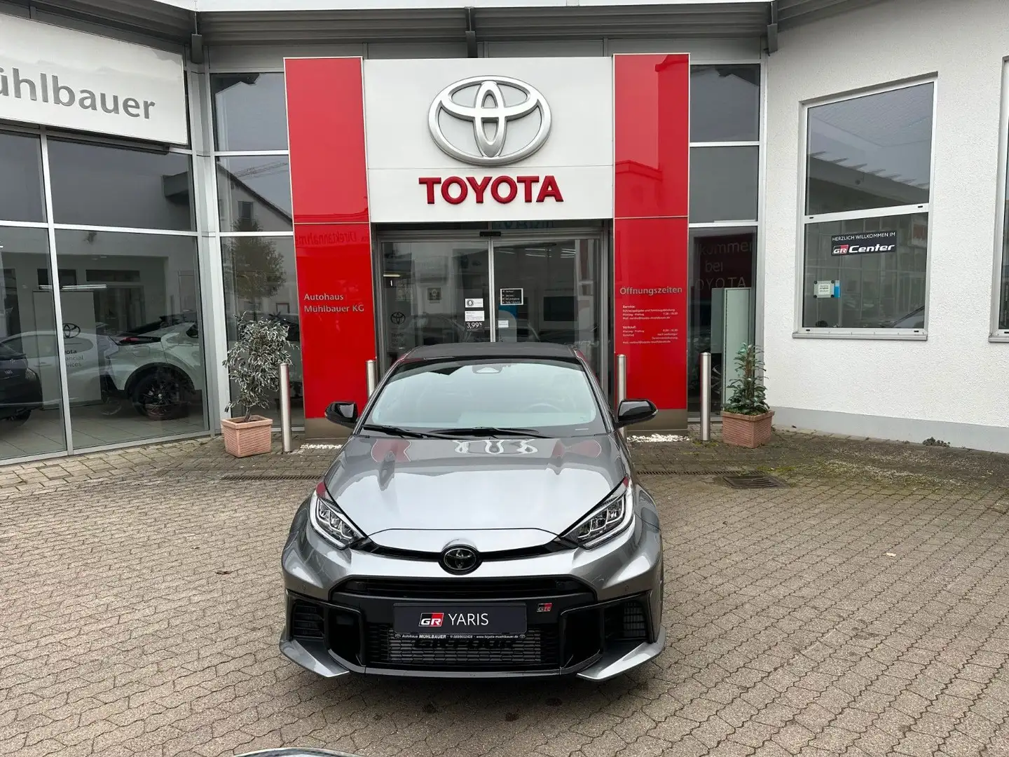 Toyota Yaris GR Yaris HighPerf 280PS Autm*Conve.Paket&Felgen* Gris - 1