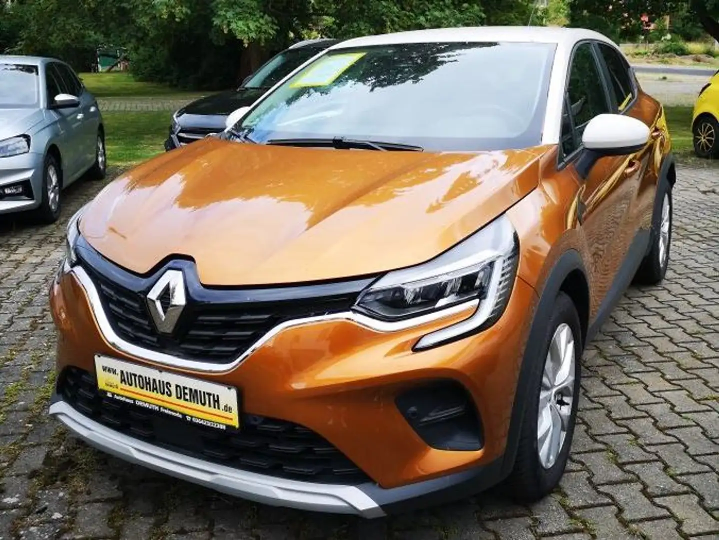 Renault Captur TCe 140 GPF ZEN Grau - 1