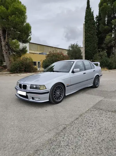 BMW Serie 3 318 iS 1997