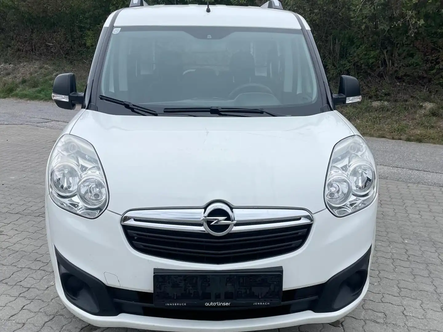 Opel Combo Combo Tour Cosmo L1H1 1,4 CNG Turbo Ecotec Erdgas Tour Cosmo Weiß - 1