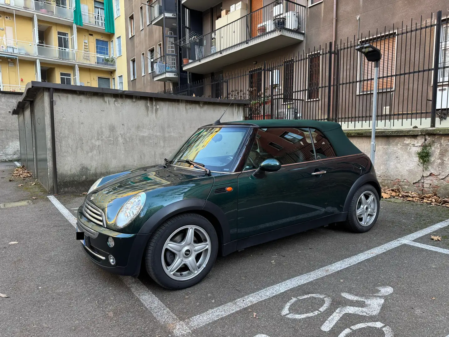 MINI Cooper Cabrio 1.6 Chili Verde - 1