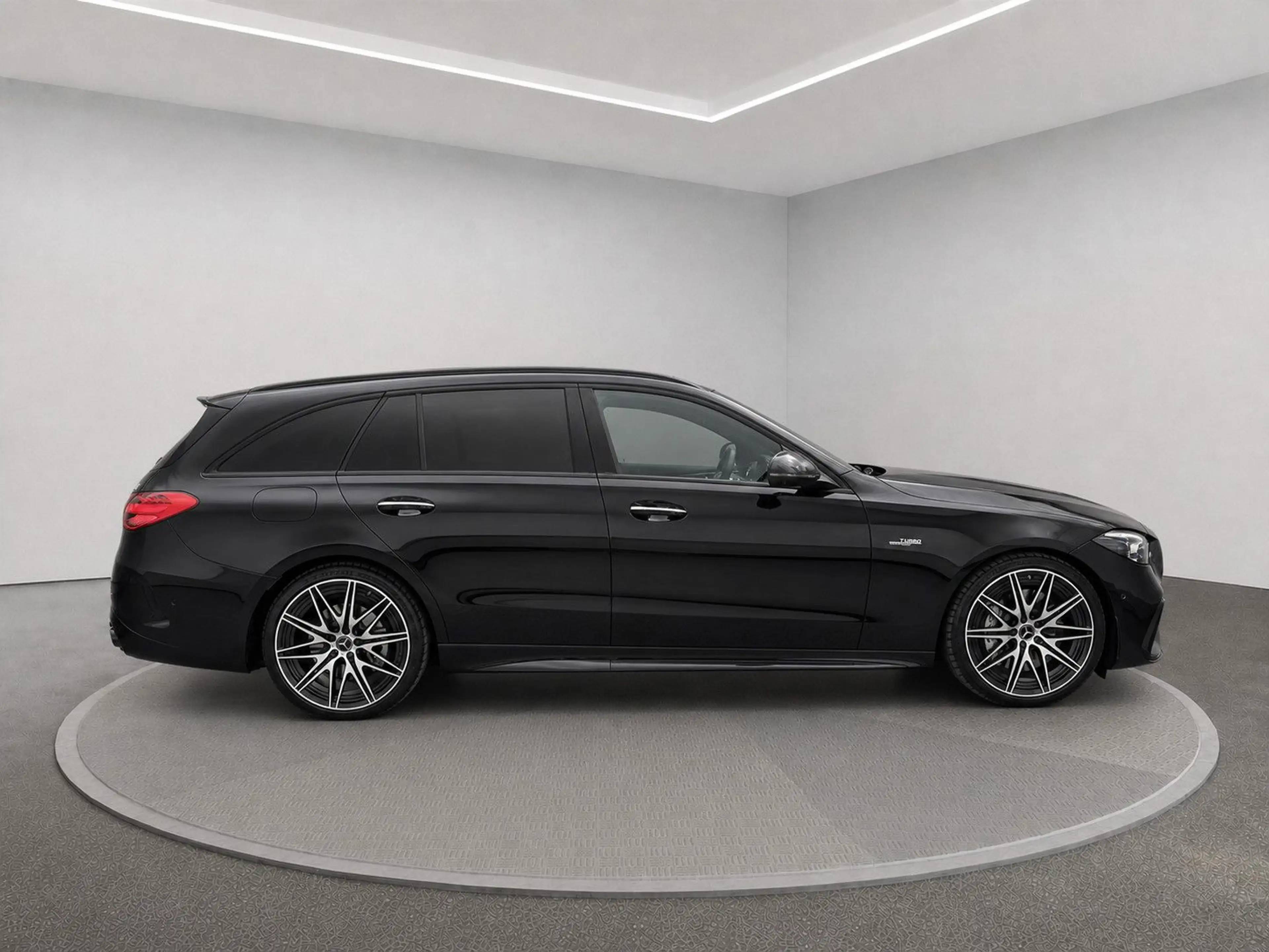 Mercedes-Benz C 43 AMG T 4M PANO/CARBON/DIST/360°/HUD/NIGHT/ — photo 7