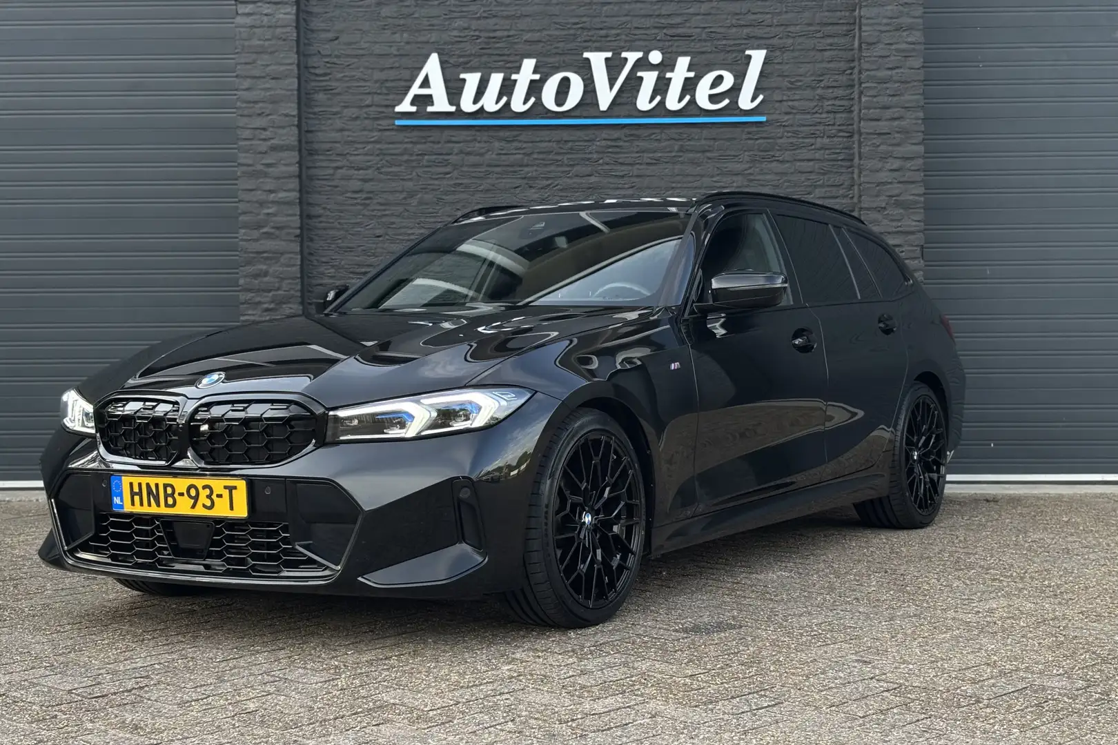 BMW 318 3-serie Touring 318i M Sport | Camera | Head-up | Zwart - 1