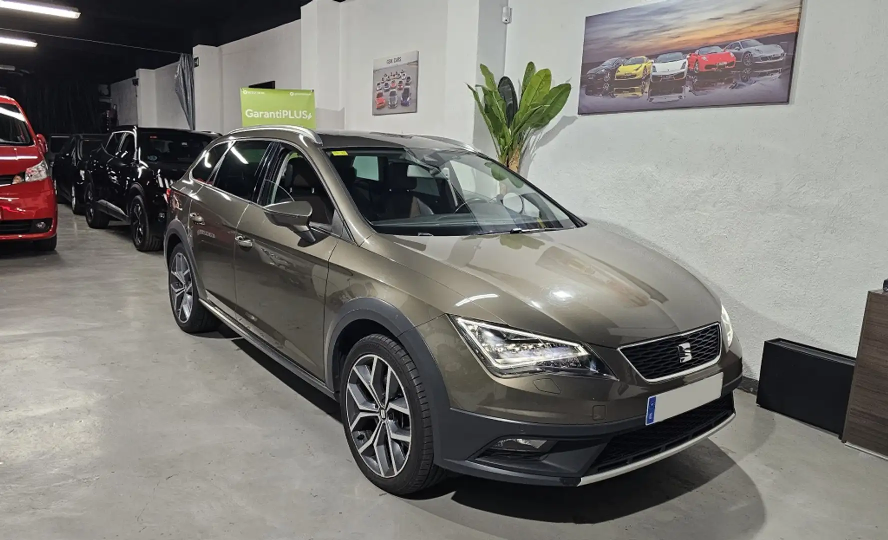 SEAT Leon 2.0TDI CR S&S 4Drive DSG6 184 Marrón - 1