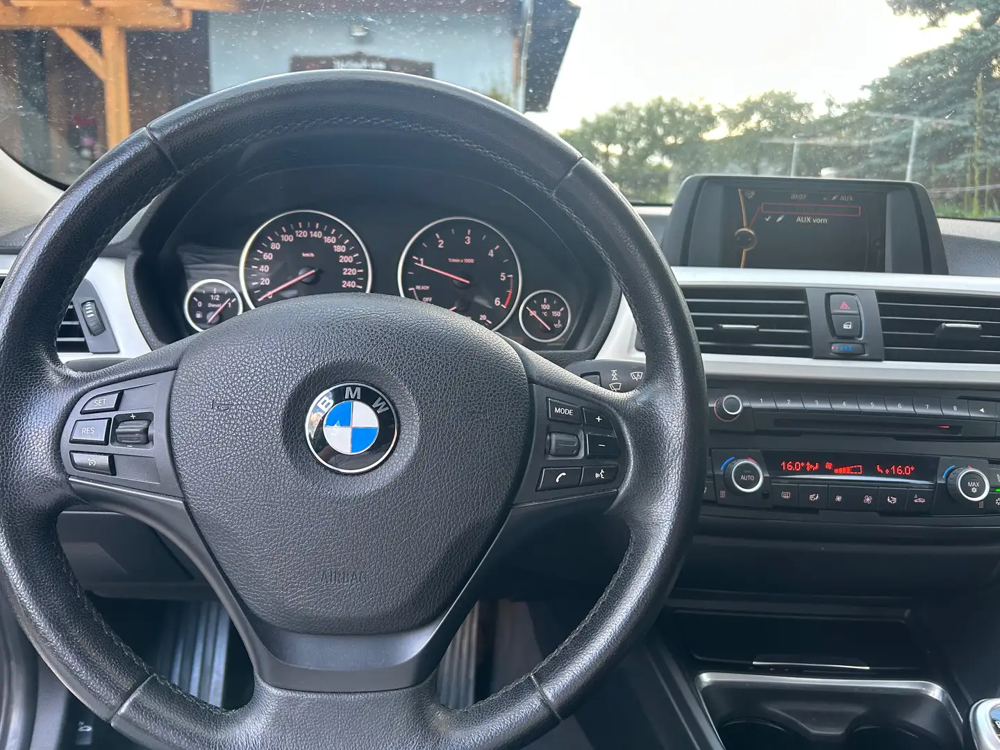 BMW 318 318d Bronze - 2