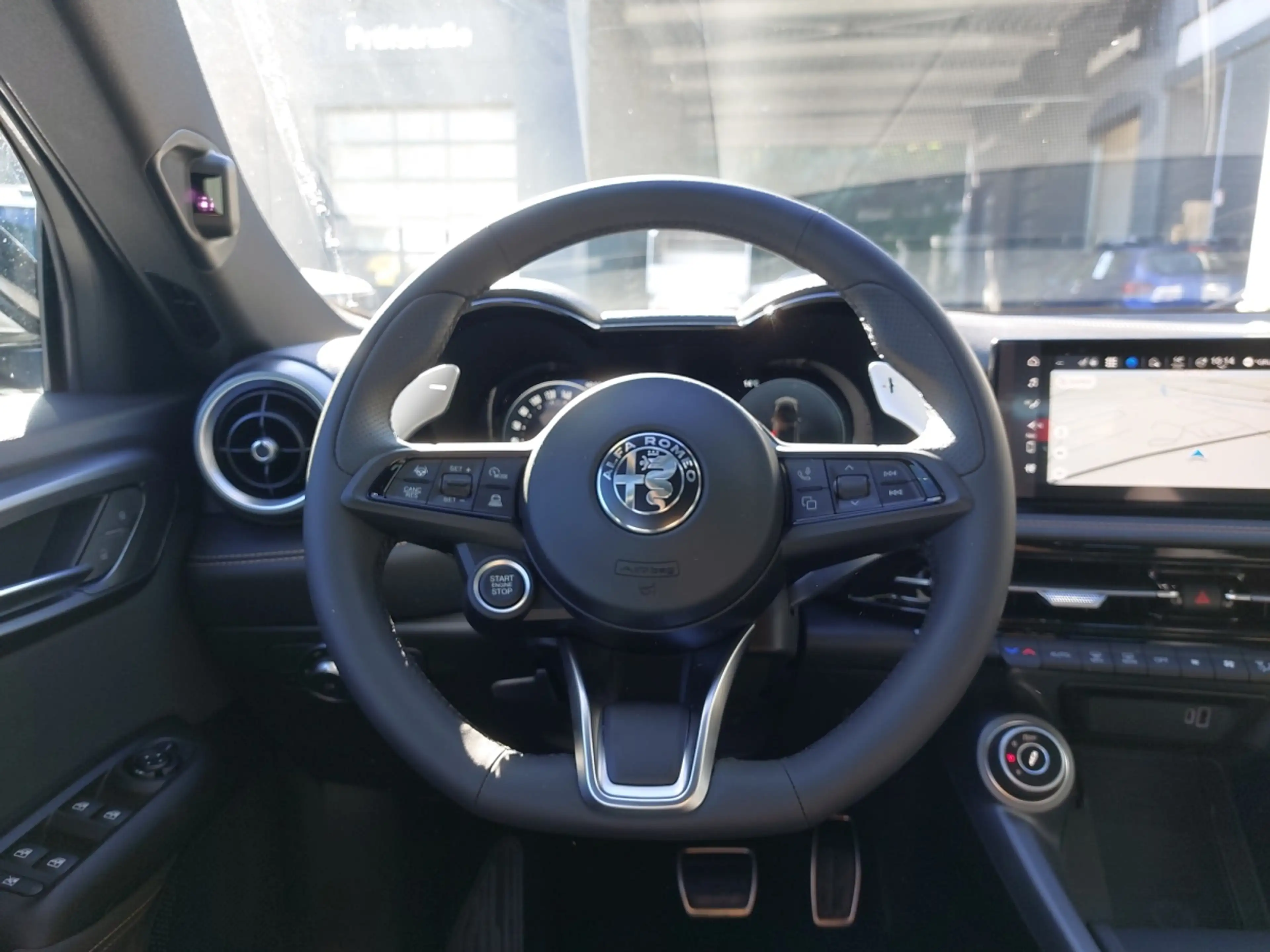Alfa Romeo Tonale Veloce Ibrida 175 PS — photo 13