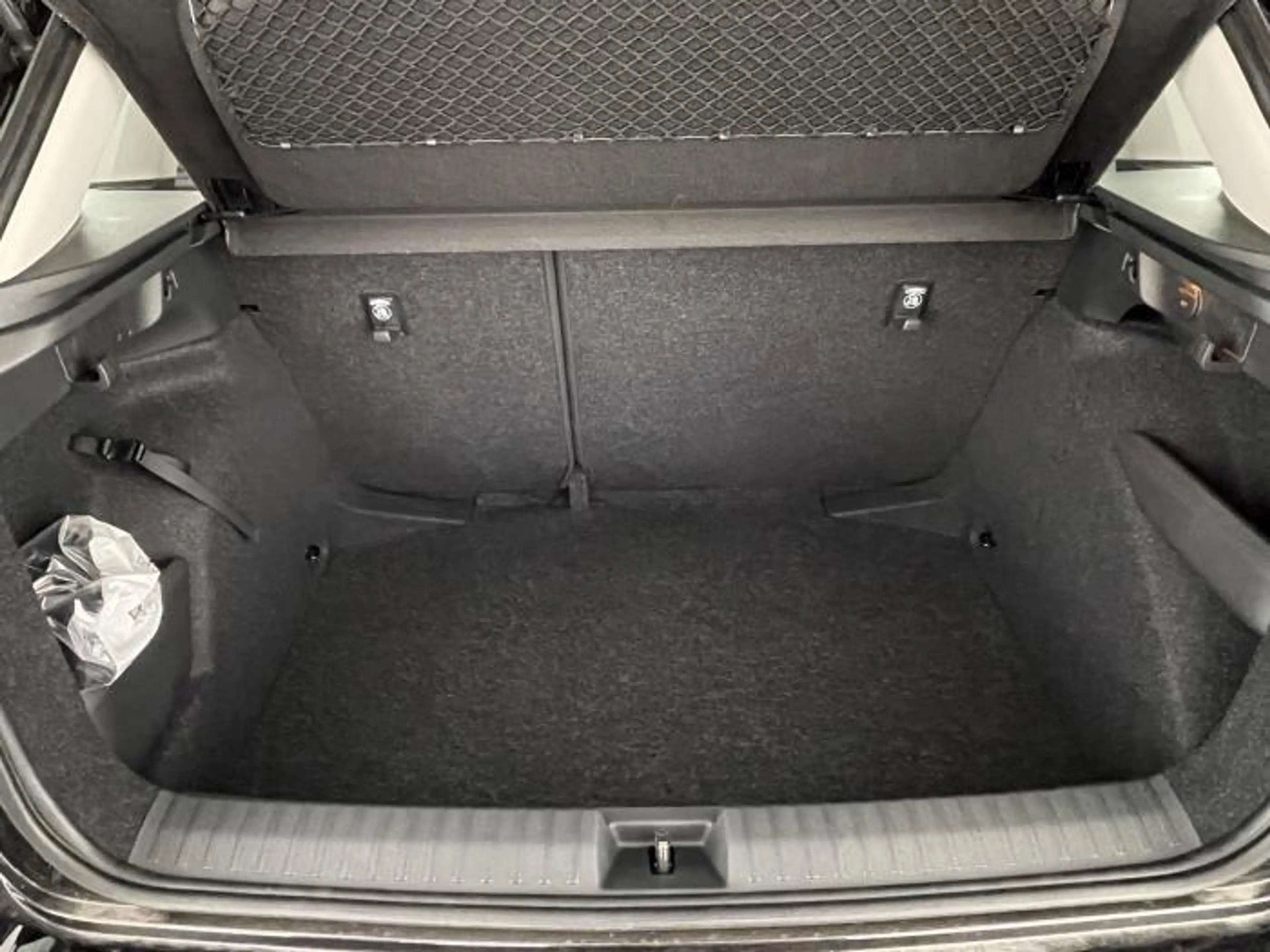 Skoda Kamiq Selection (Selection) 1.0 TSI 70 KW (95 PS) 5-G... — photo 14