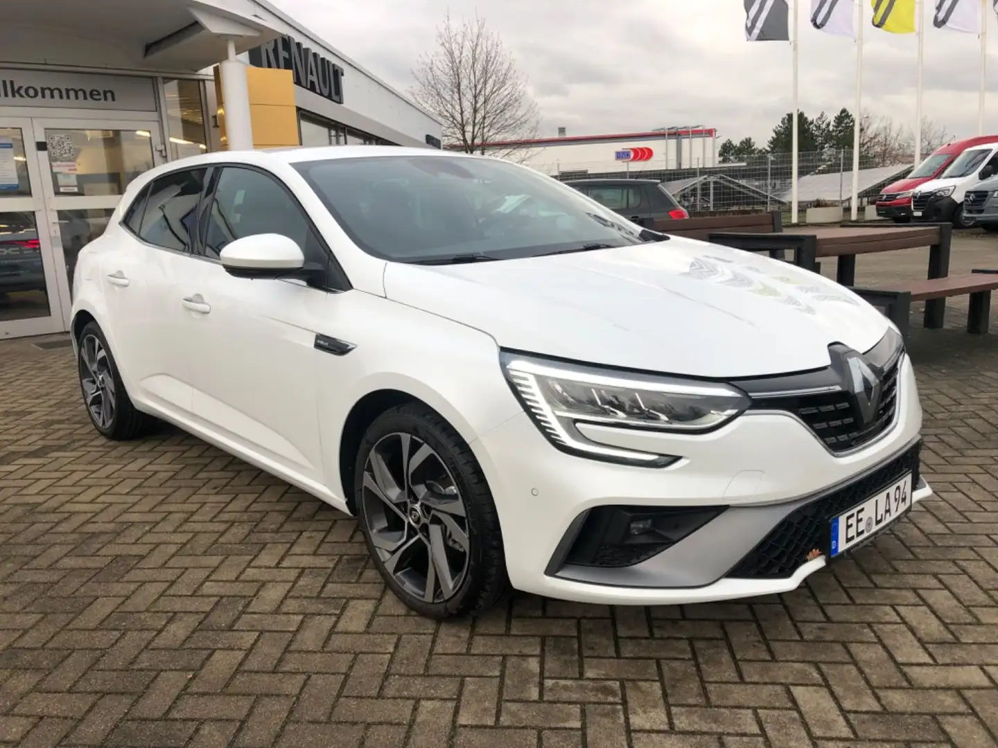 Renault Megane R.S. Line TCe 160 EDC Weiß - 2