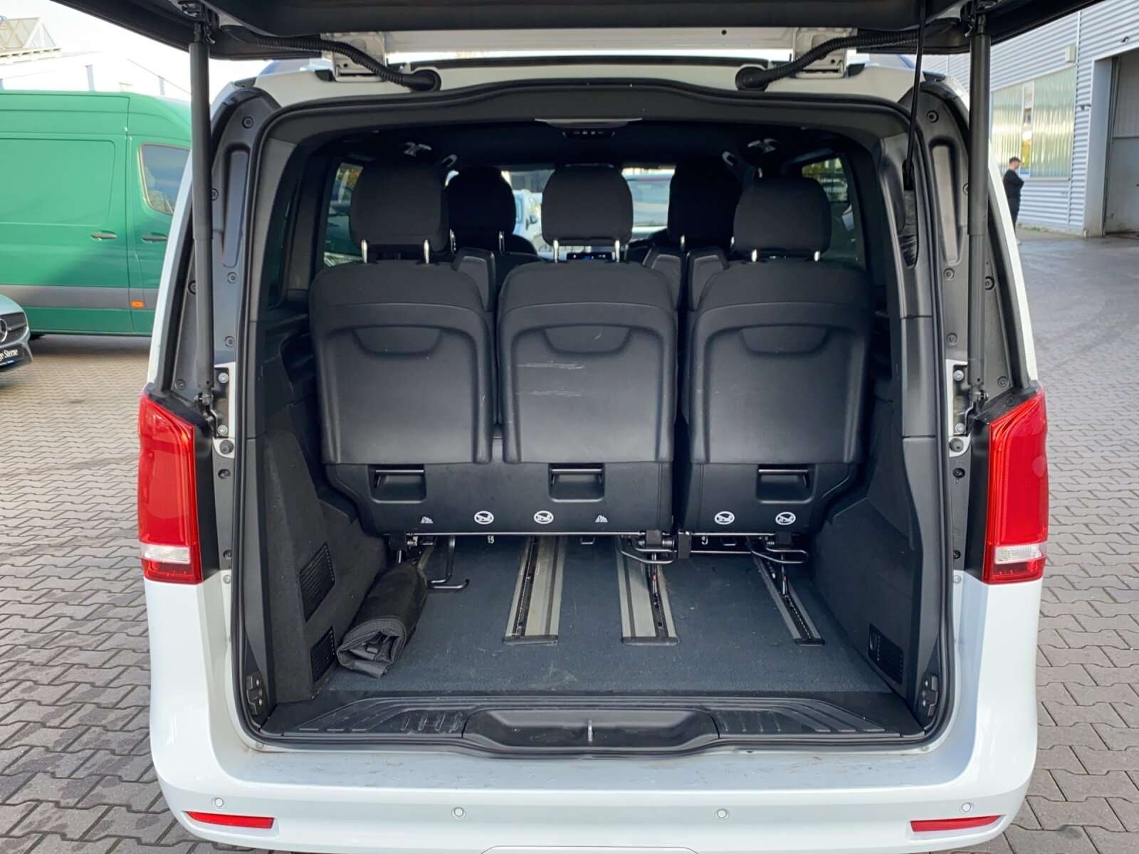 Mercedes-Benz V 250