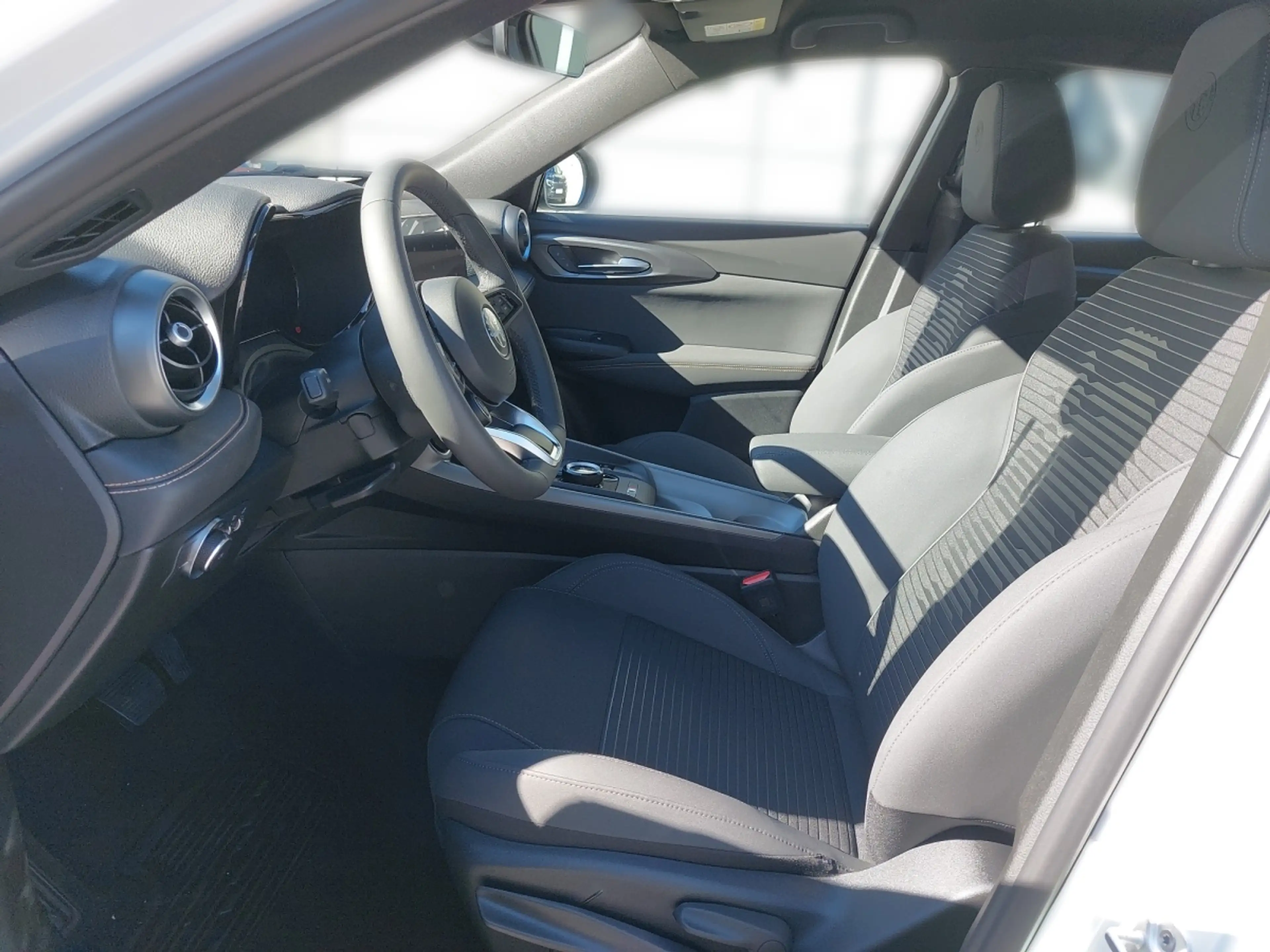 Alfa Romeo Tonale Tonale Ibrida — photo 5