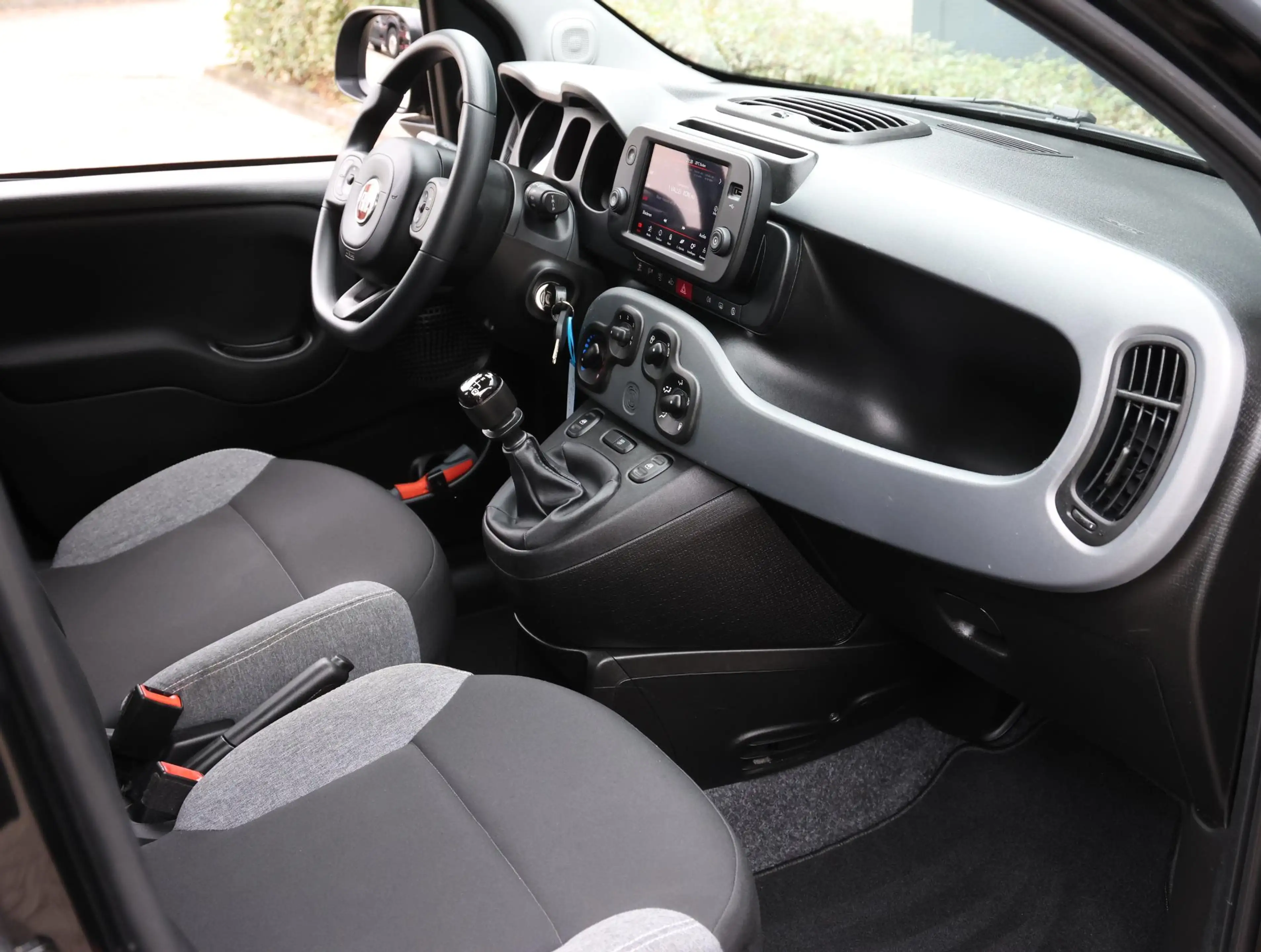 Fiat Panda 1.0 Hybrid City Life | Airco | 5 persoons | Blueto — photo 8