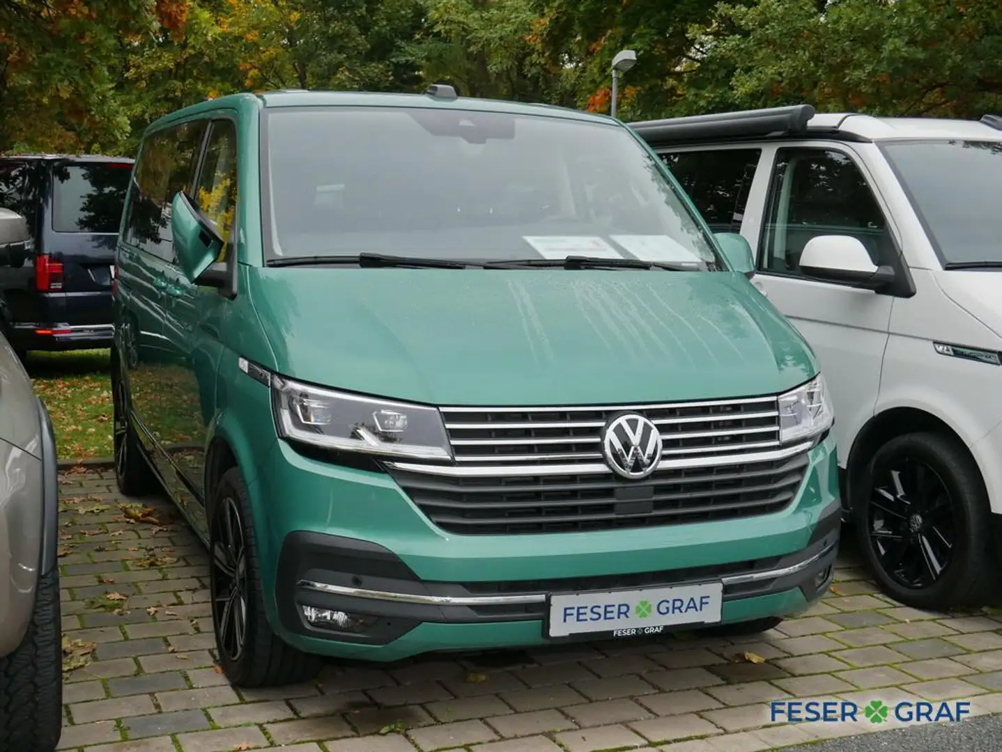 Volkswagen T6.1 Multivan 6.1 GenerationSIX 2.0 TDI DSG Navi LED ACC Grün - 2