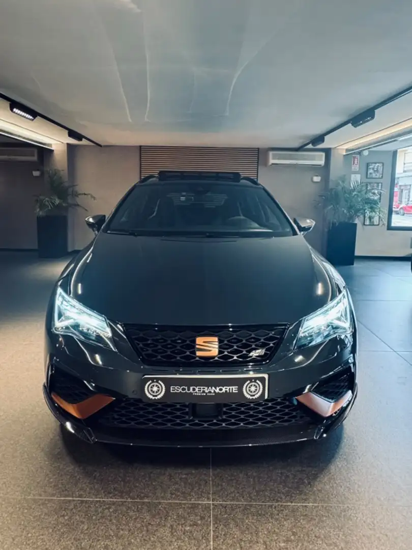SEAT Leon ST 2.0 TSI S&S Cupra R 4Drive DSG 300 Negro - 2