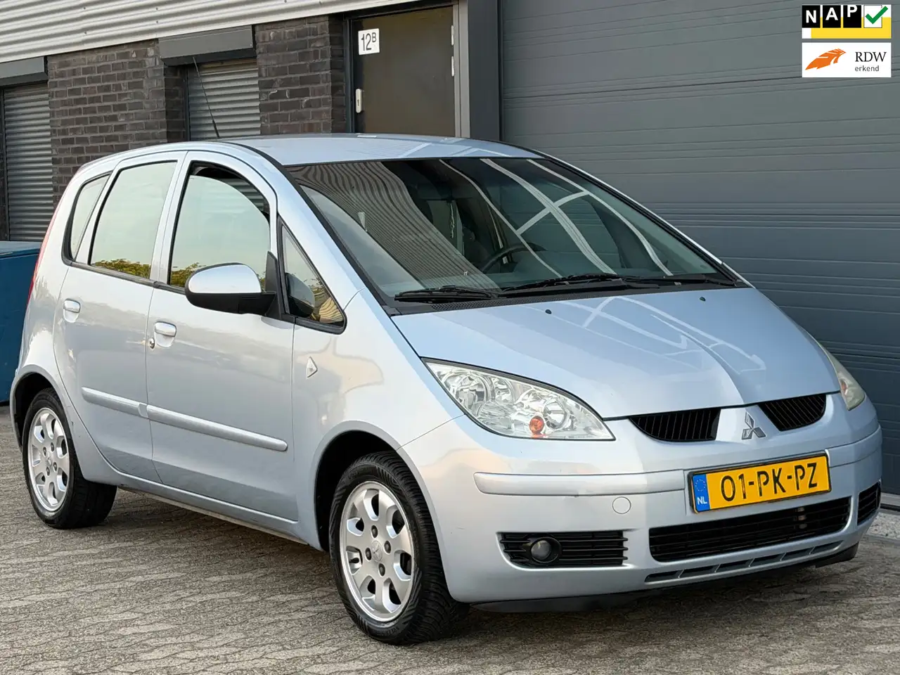 Mitsubishi Colt