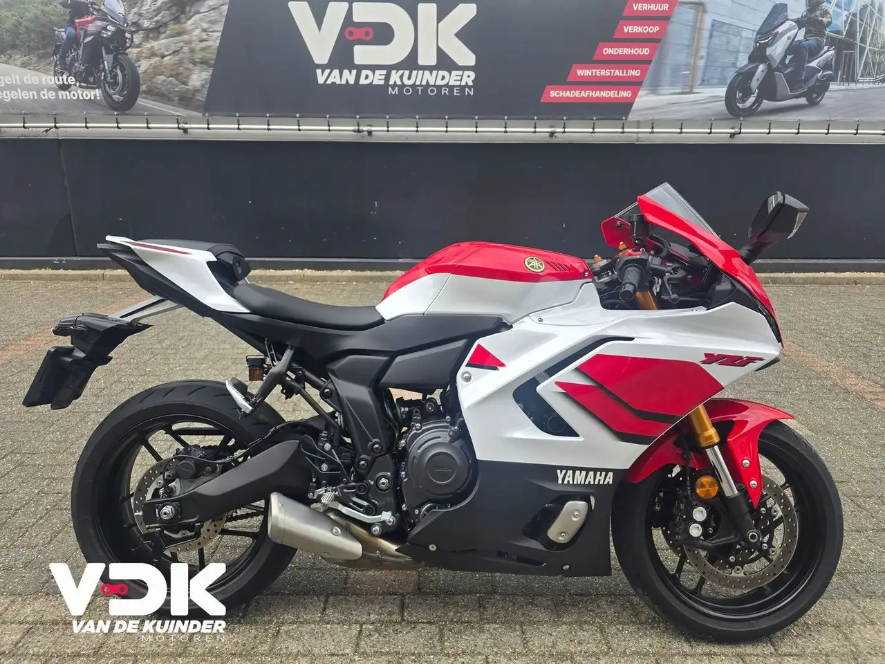 Yamaha YZF-R7