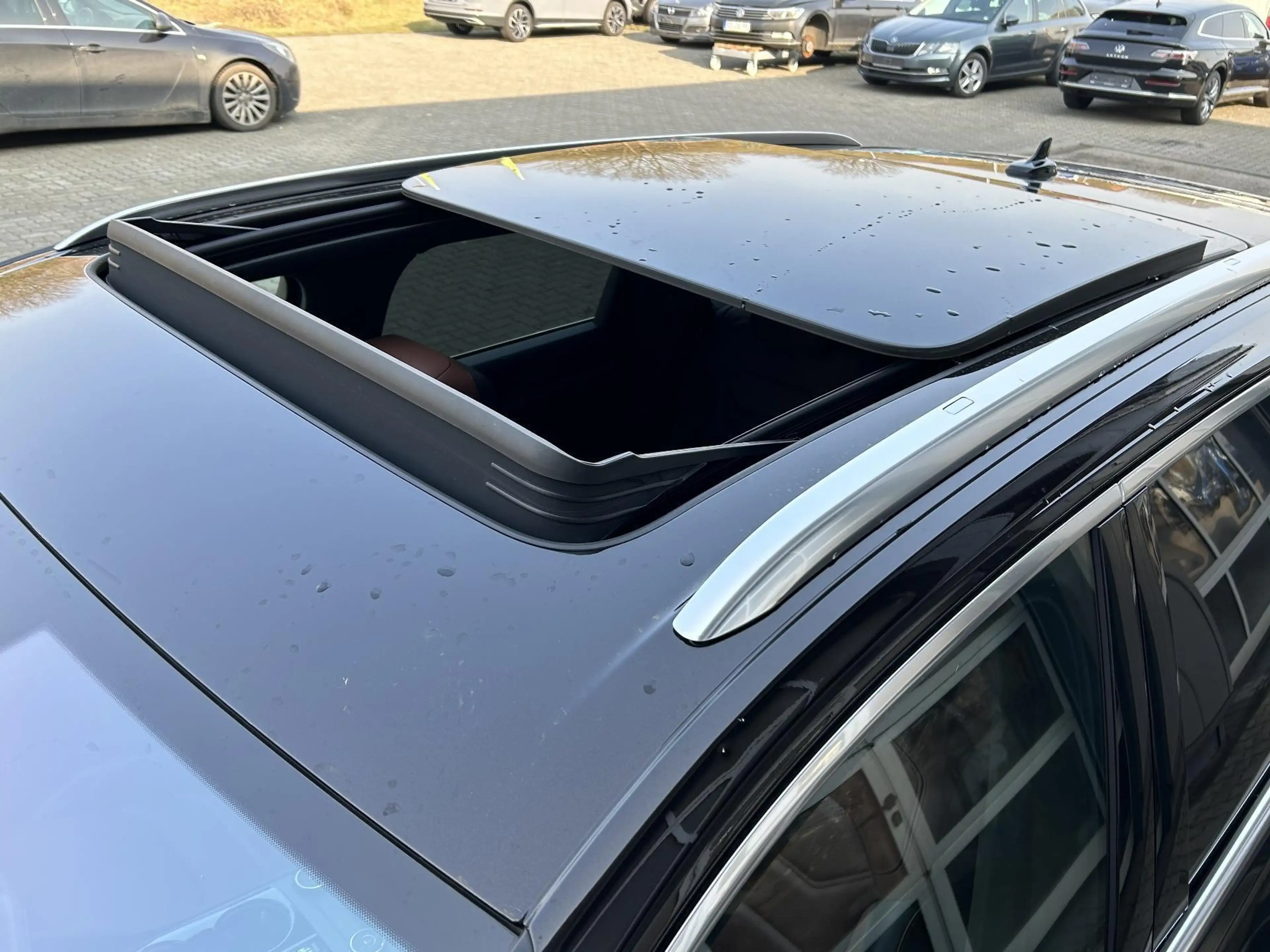 Volkswagen Touareg 3.0 TDI R-Line Matrix Panorama Massage — photo 8