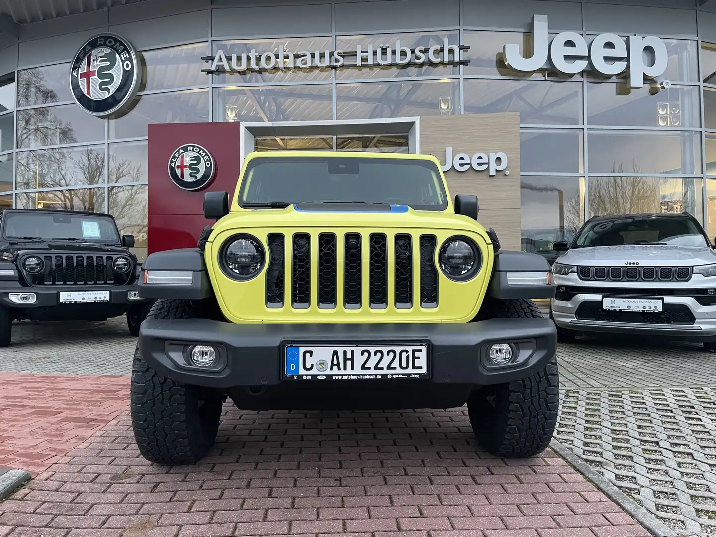 Jeep Wrangler 4xe Unlimited Rubicon Plug-In Hybrid Gelb - 2