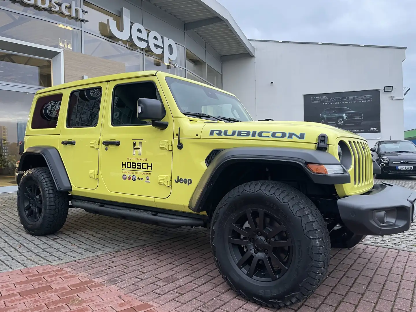 Jeep Wrangler 4xe Unlimited Rubicon Plug-In Hybrid Gelb - 1