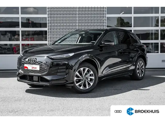 Audi Q6 e-tron 185 kW | Trekhaak | Stoelverwarming Voor + Achter