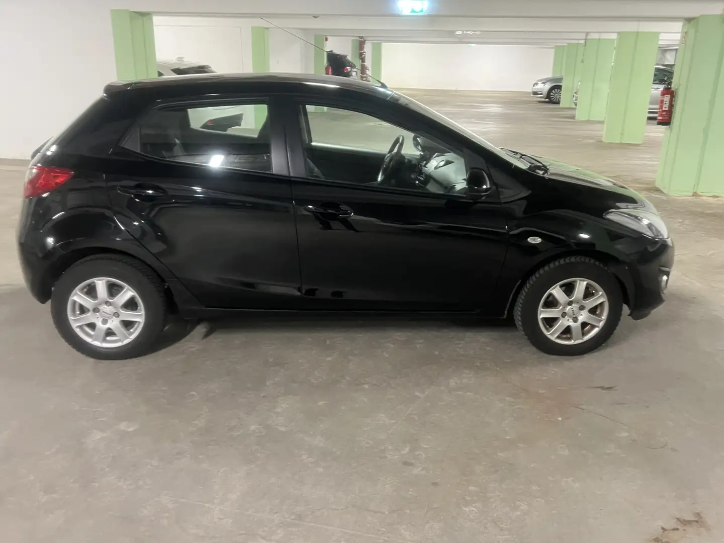 Mazda 2 1.5 Center-Line (5-trg.)(75kW) Schwarz - 1