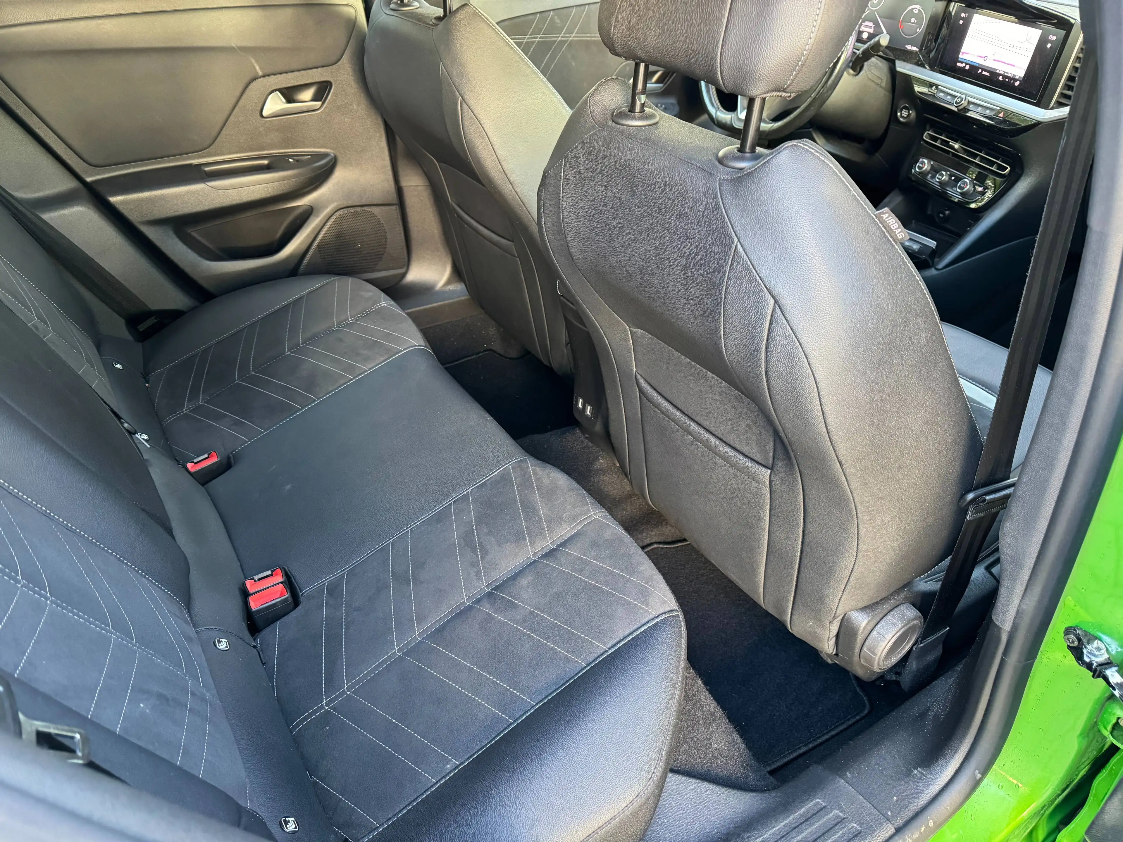 Opel Mokka-E Mokka-e Ultimate — photo 13