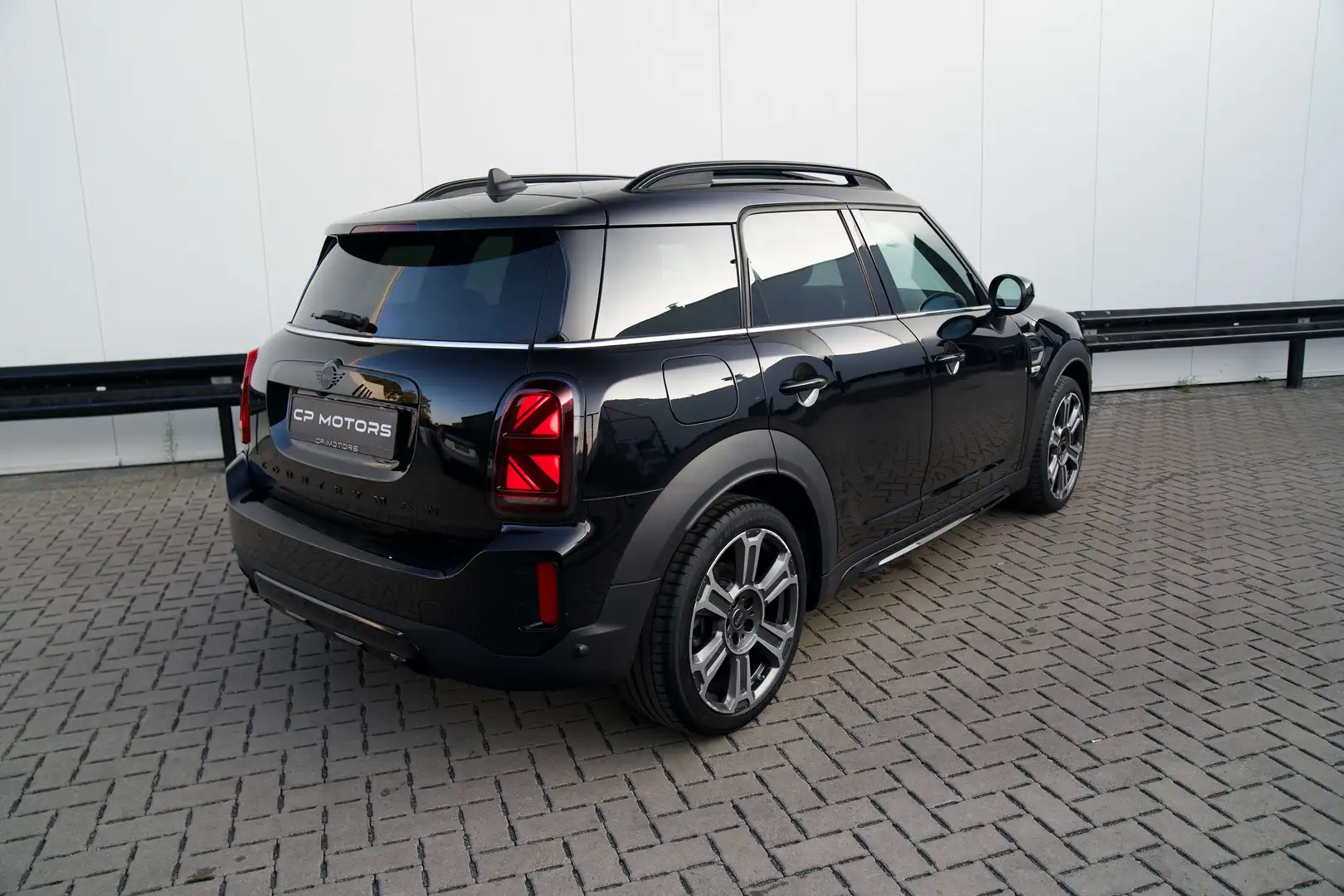 MINI Cooper Countryman PANO  CAMERA  APPLE CARPLAY  FACELIFT  BTW Noir - 2