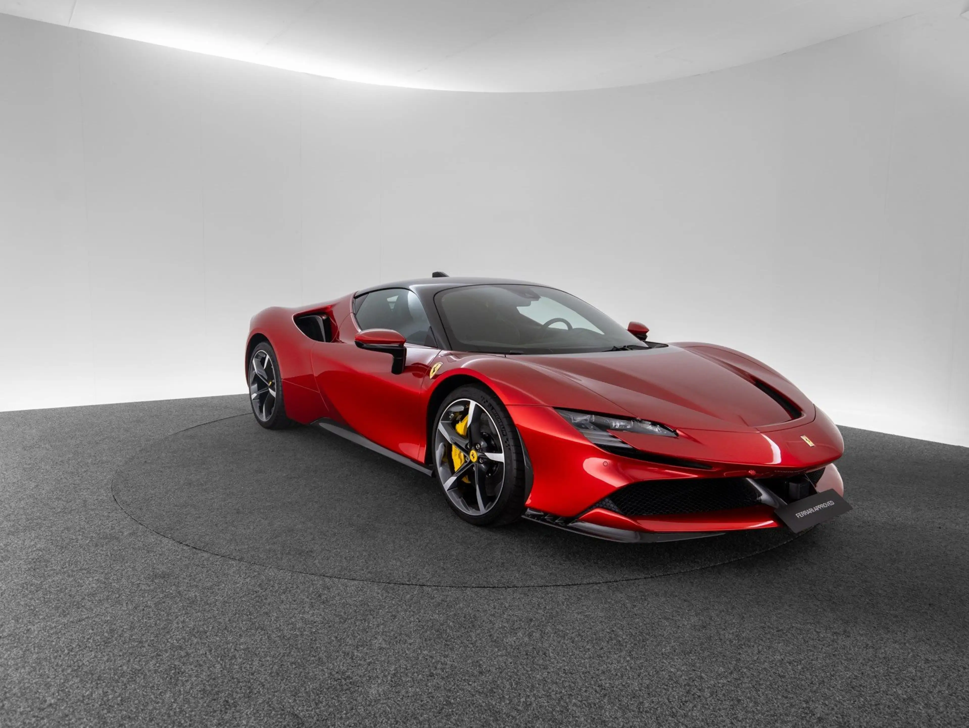 Ferrari SF90 Stradale — photo 3