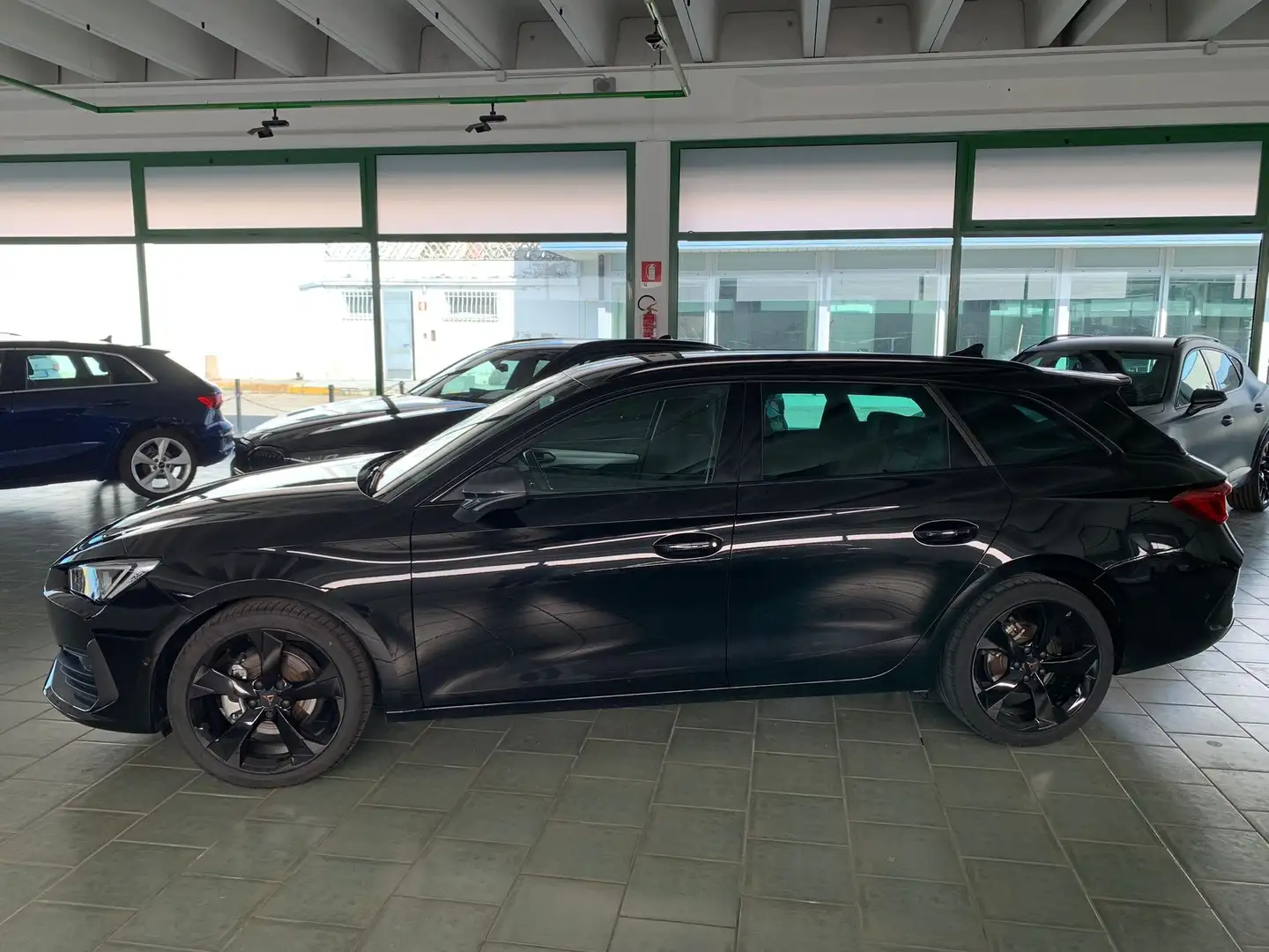 CUPRA Leon Leon Sportstourer 1.5 etsi 150cv dsg Nero - 2