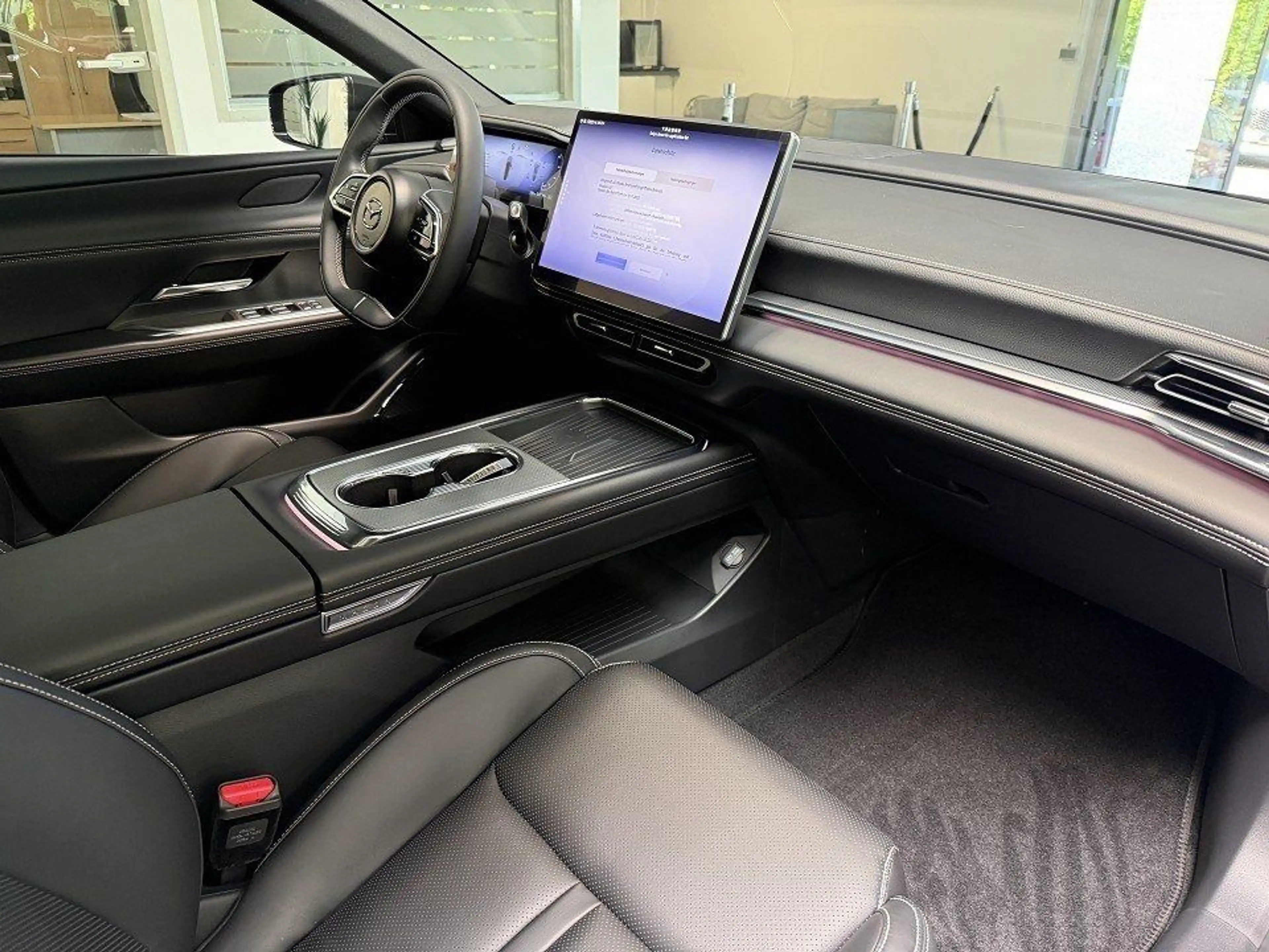 Mazda 6e 6E 245PS Long Range Takumi 360° 14,6-Zoll Displa — photo 9