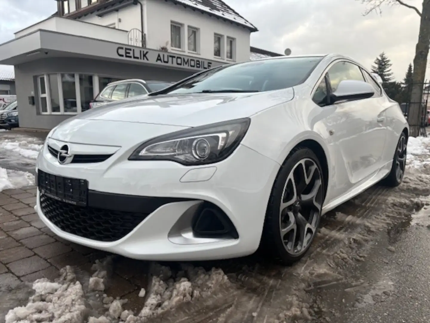Opel Astra J GTC OPC Weiß - 1