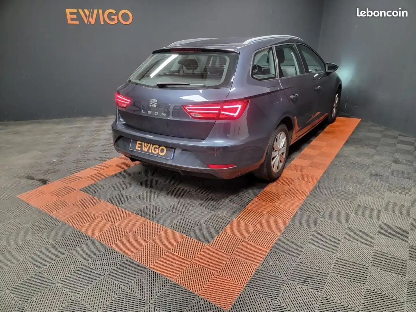 SEAT Leon 2.0 TDI 150ch STYLE DSG7 START-STOP Gris - 2