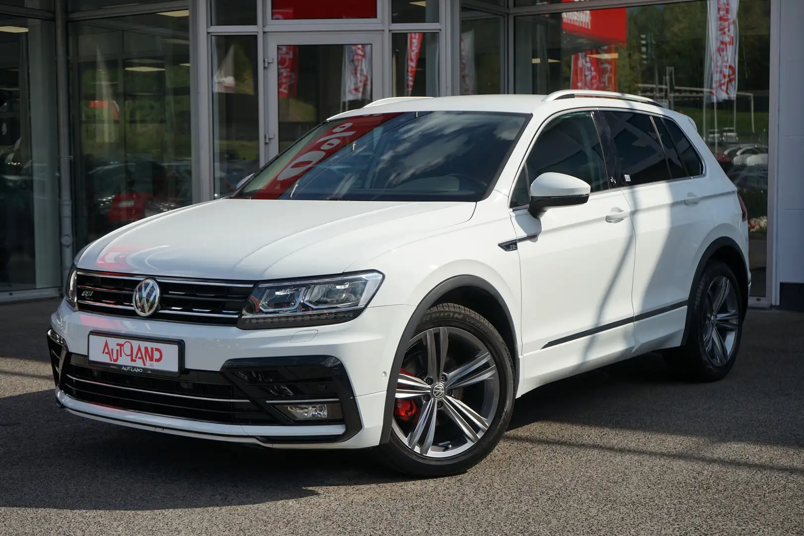 Volkswagen Tiguan 1.4 TSI R-Line Sound LED Navi ACC Kamera Weiß - 2