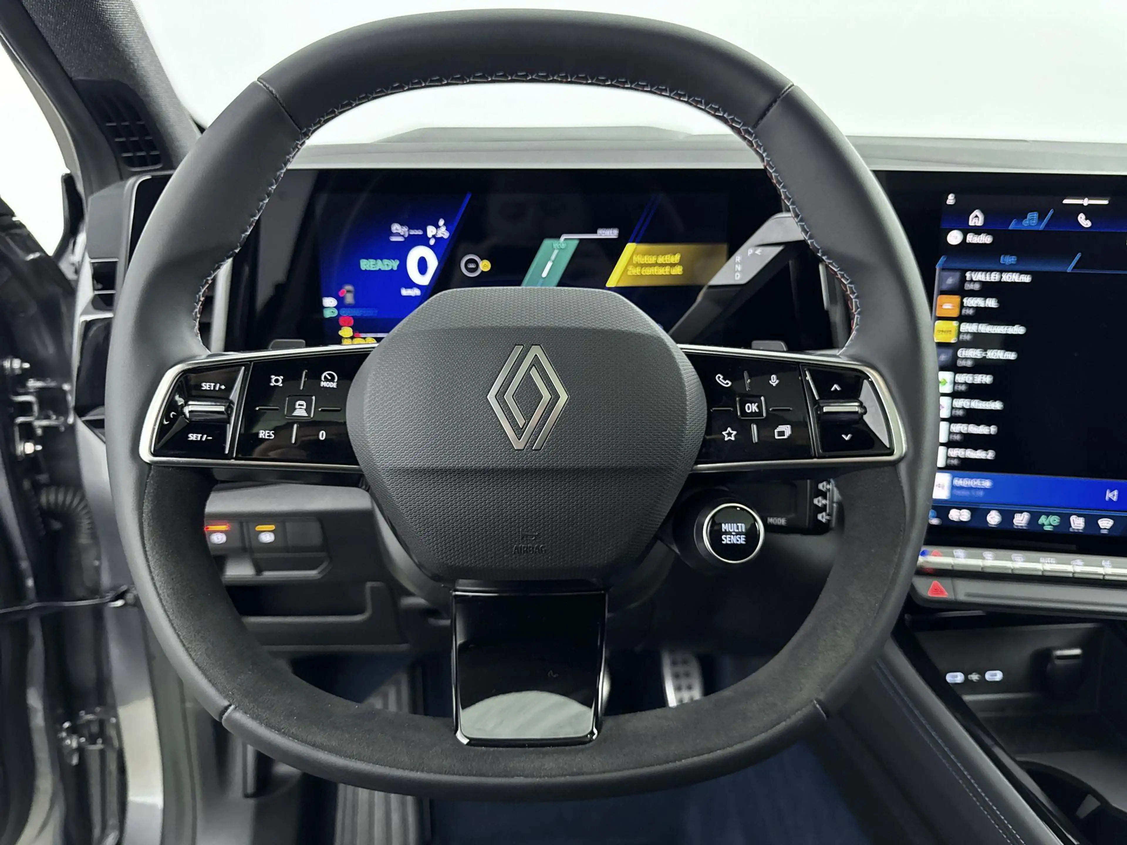 Renault Rafale 1.2 E-Tech 4x4 plug-in hybrid 300Pk esprit Alpine — photo 10