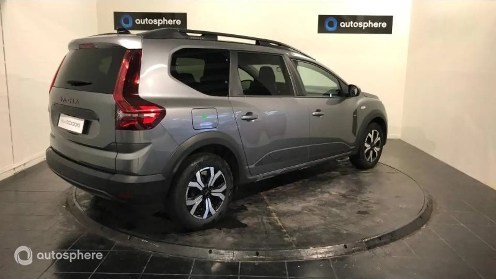 Dacia Jogger 1.0 ECO-G 100ch Extreme+ 7 places -24 - 2