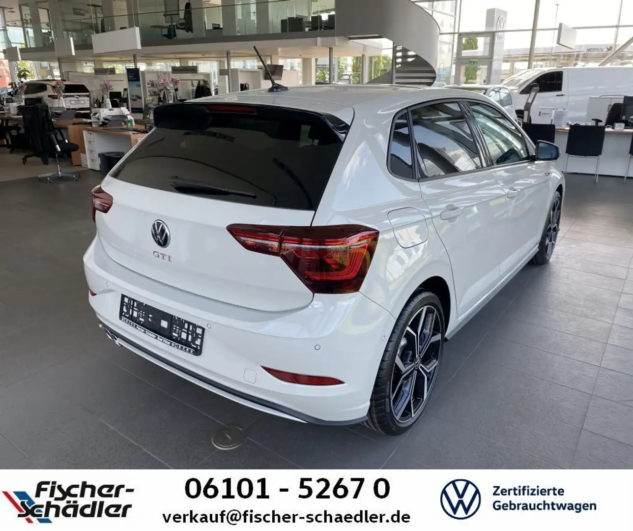 Volkswagen Polo GTI 2.0TSI*DSG*Pano*Navi*IQDrive*IQLight*Re Grau - 2