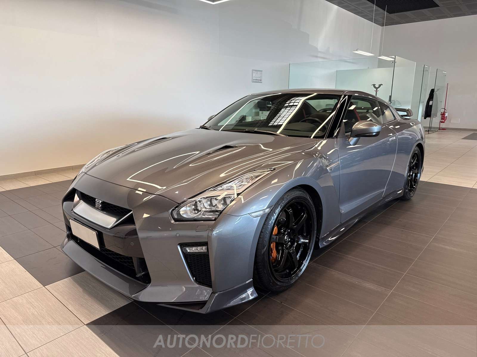 2020 Nissan GT-R