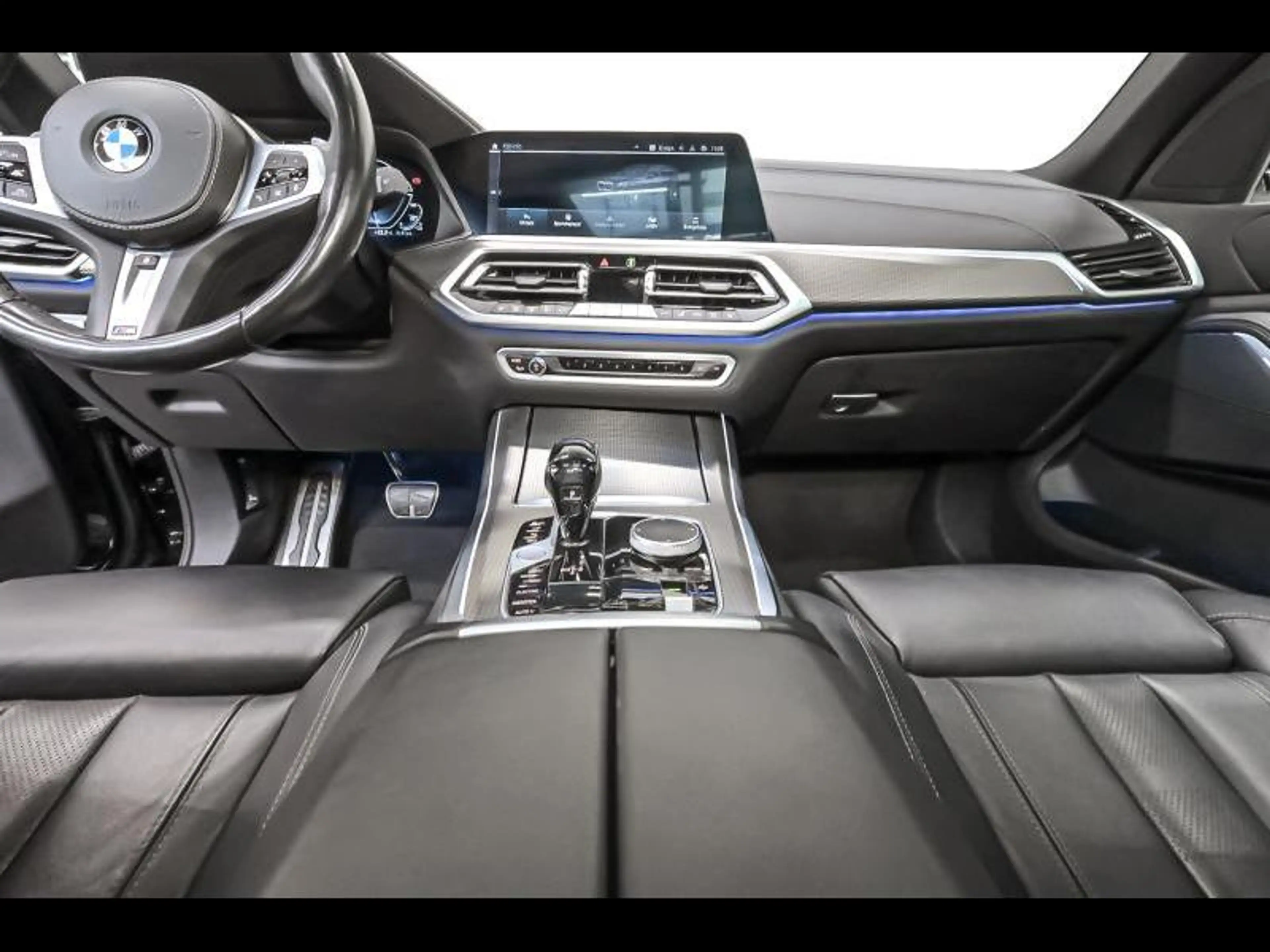BMW X5 xDrive45e - M Pack — photo 7