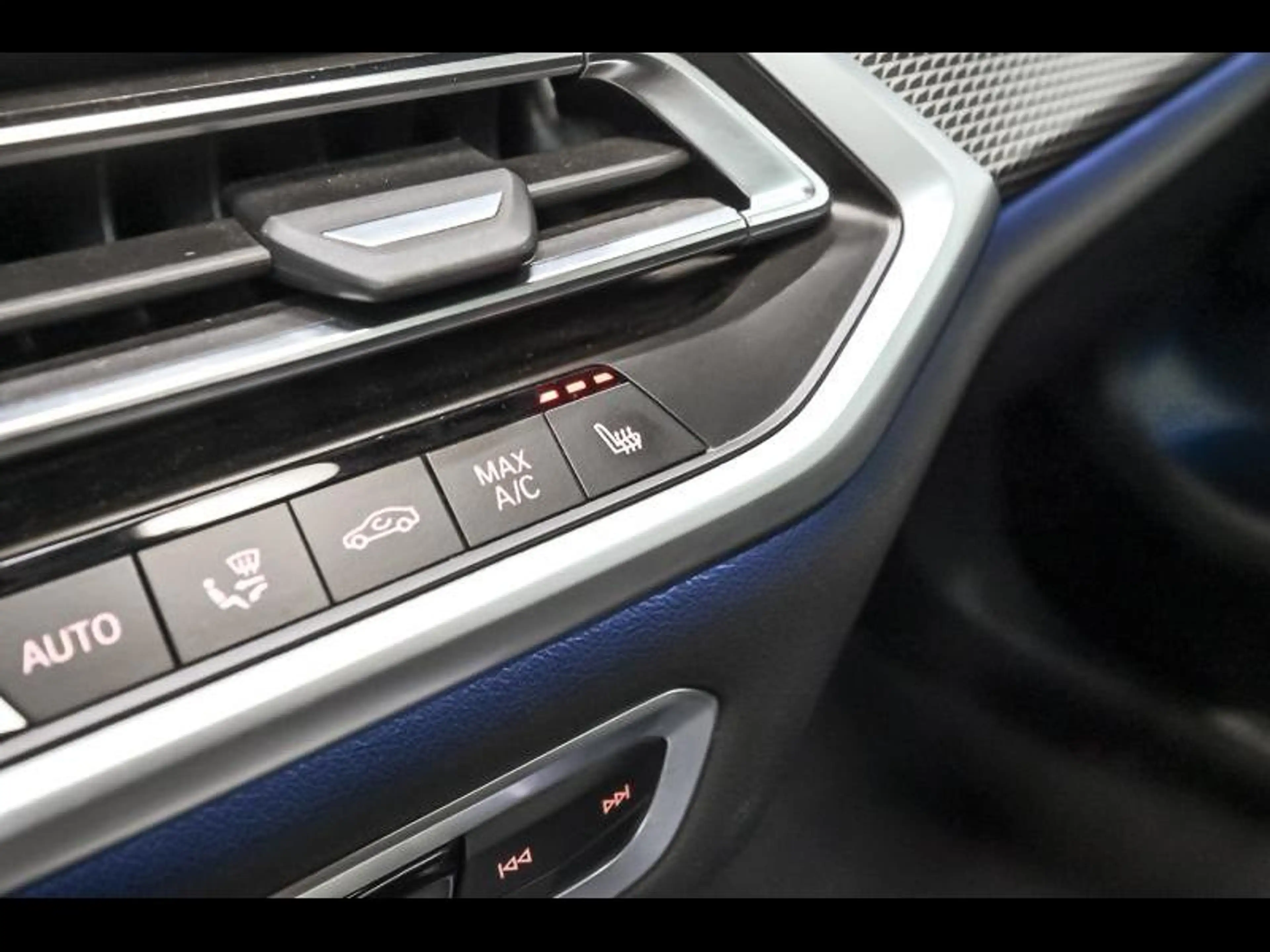 BMW X5 xDrive45e - M Pack — photo 13