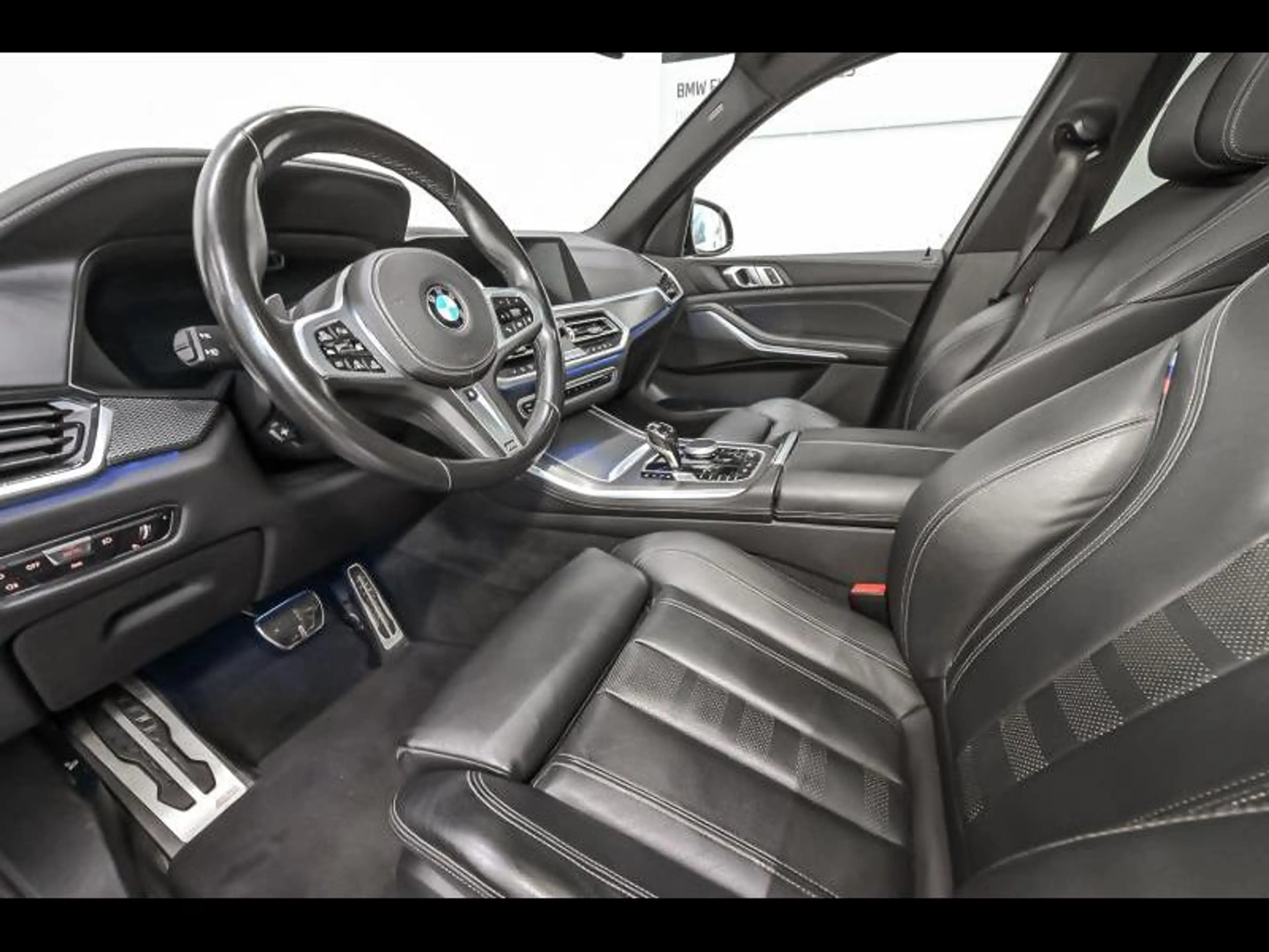 BMW X5 xDrive45e - M Pack — photo 6