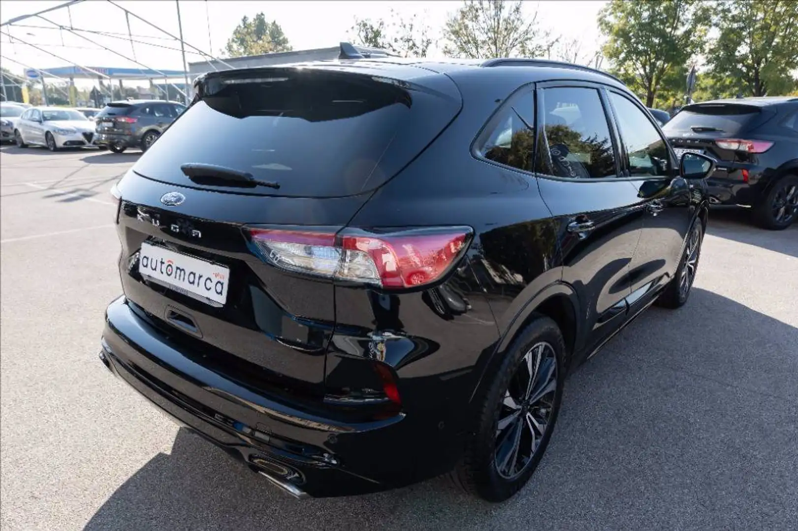Ford Kuga 1.5 ecoblue ST-Line X 2wd 120cv auto Noir - 2
