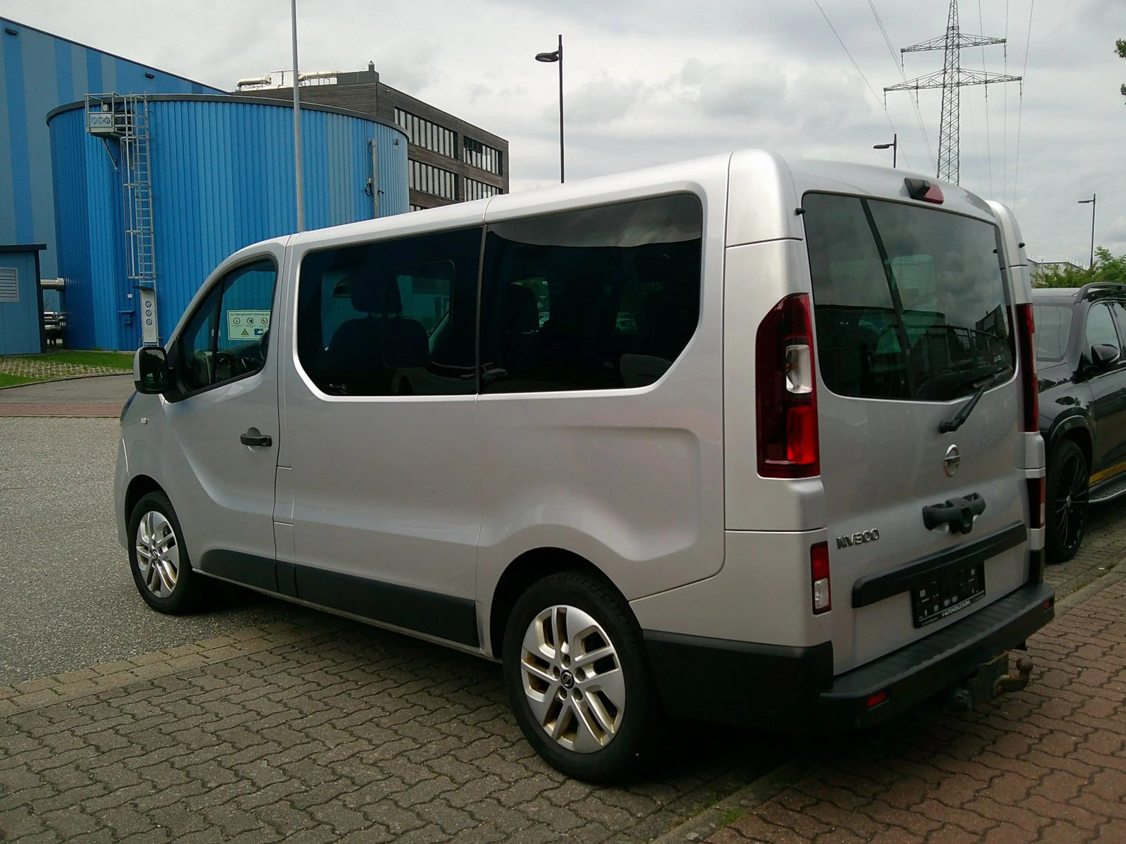 Renault Trafic L1H1 Kombi / Nissan NV300 Premium — photo 9